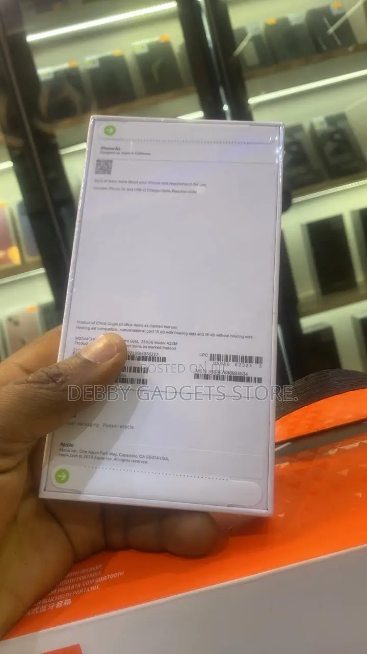 New Apple iPhone Air 256 GB Gold