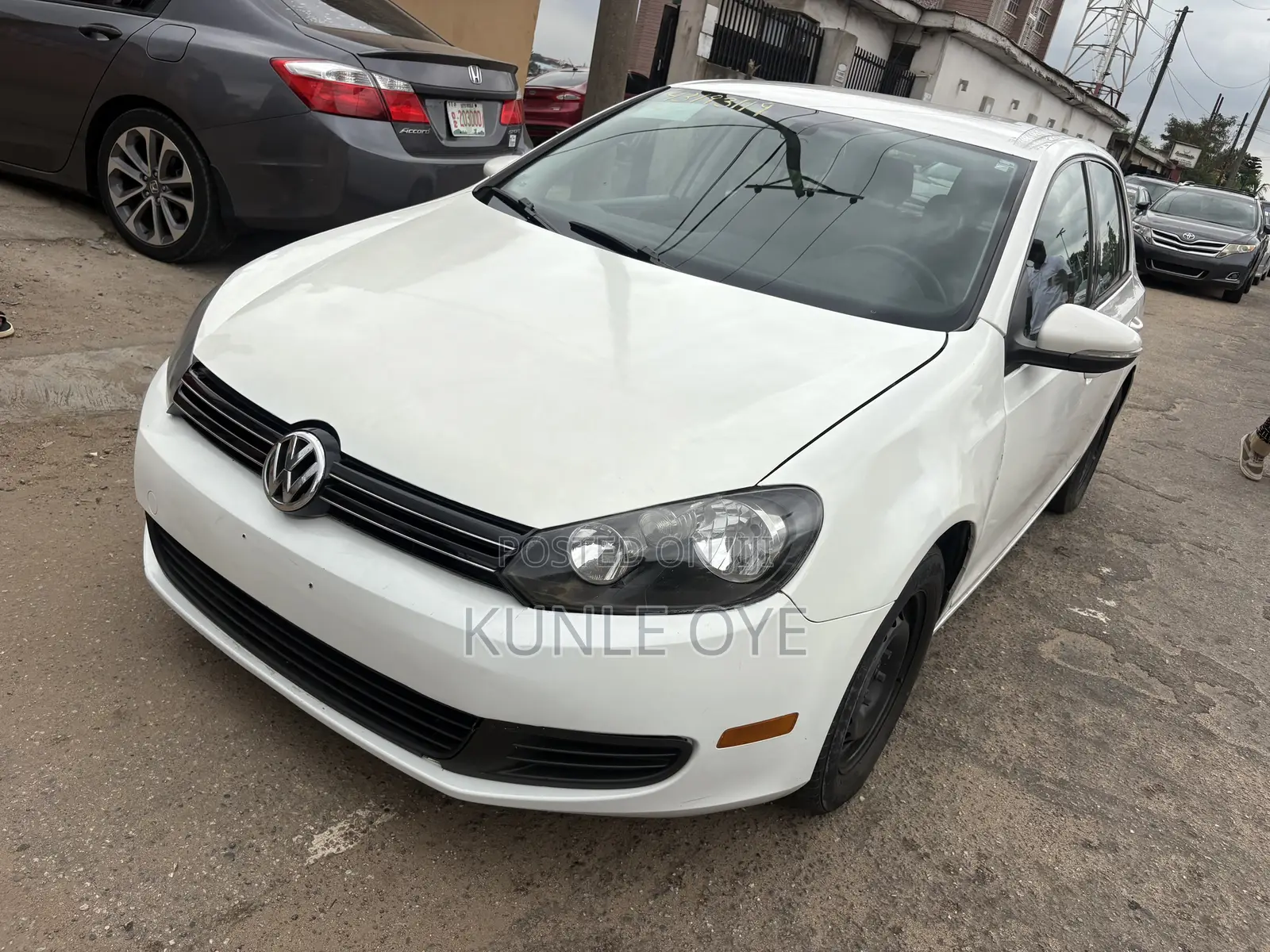 Volkswagen Golf 2.5L PZEV 4dr Hatchback (2.5L 5cyl 6A) 2014 White