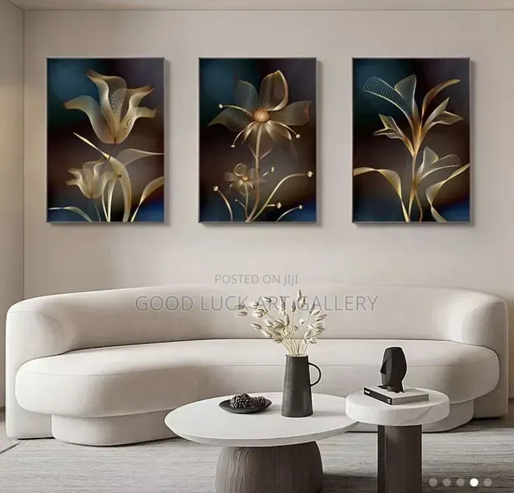 Minimalist Wall Art for Homes and Hotels