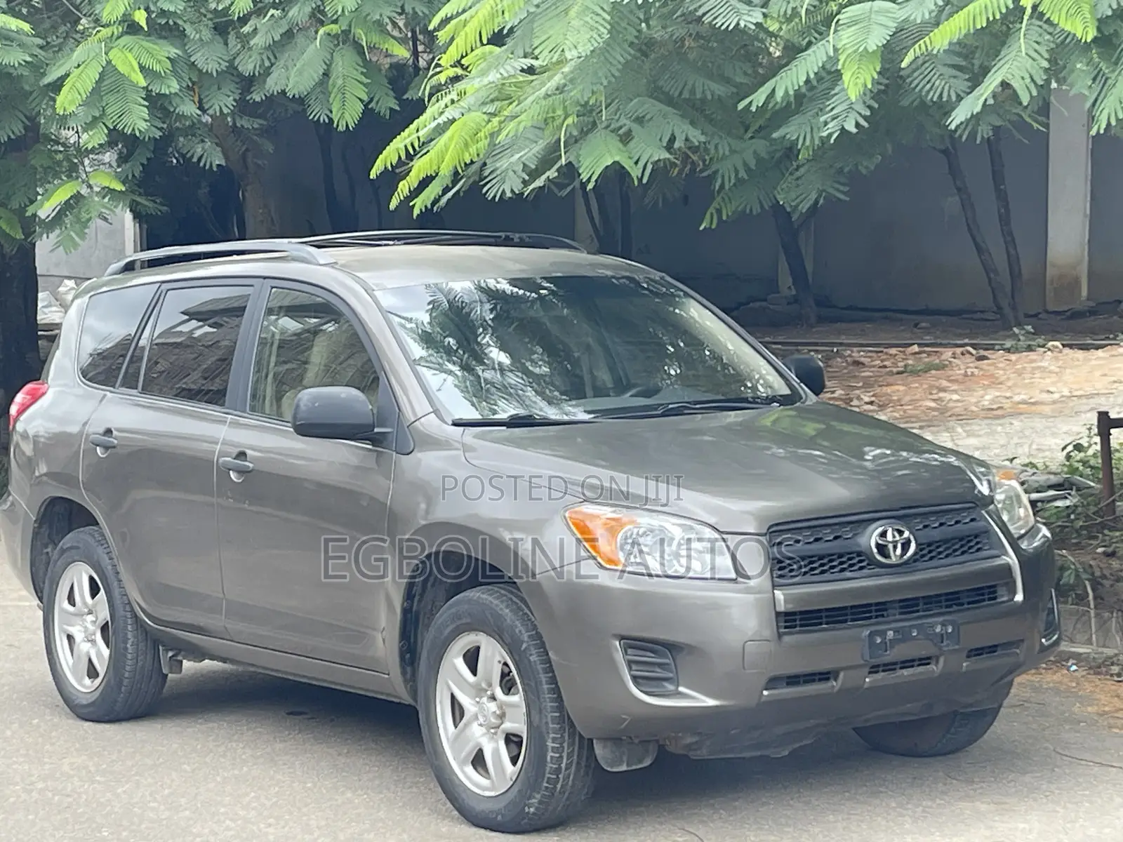 Toyota RAV4 2.5 2010 Gray