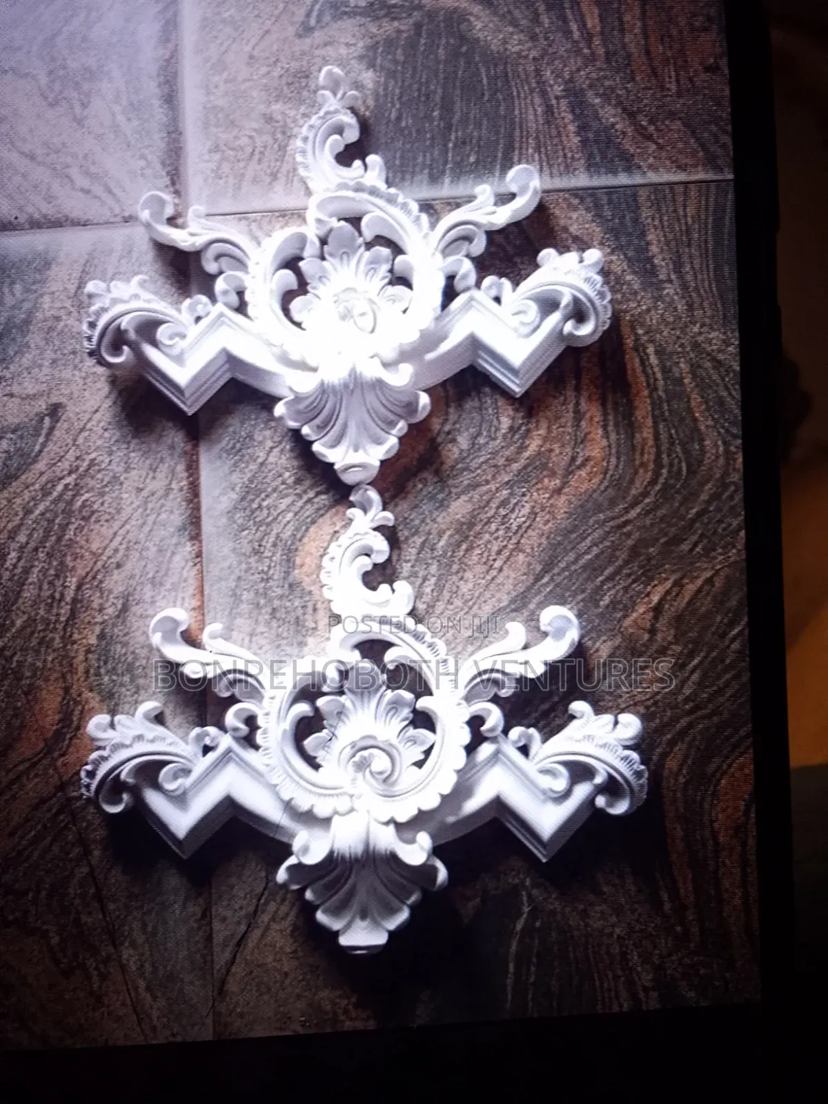 Molding Door/Wall Ornaments