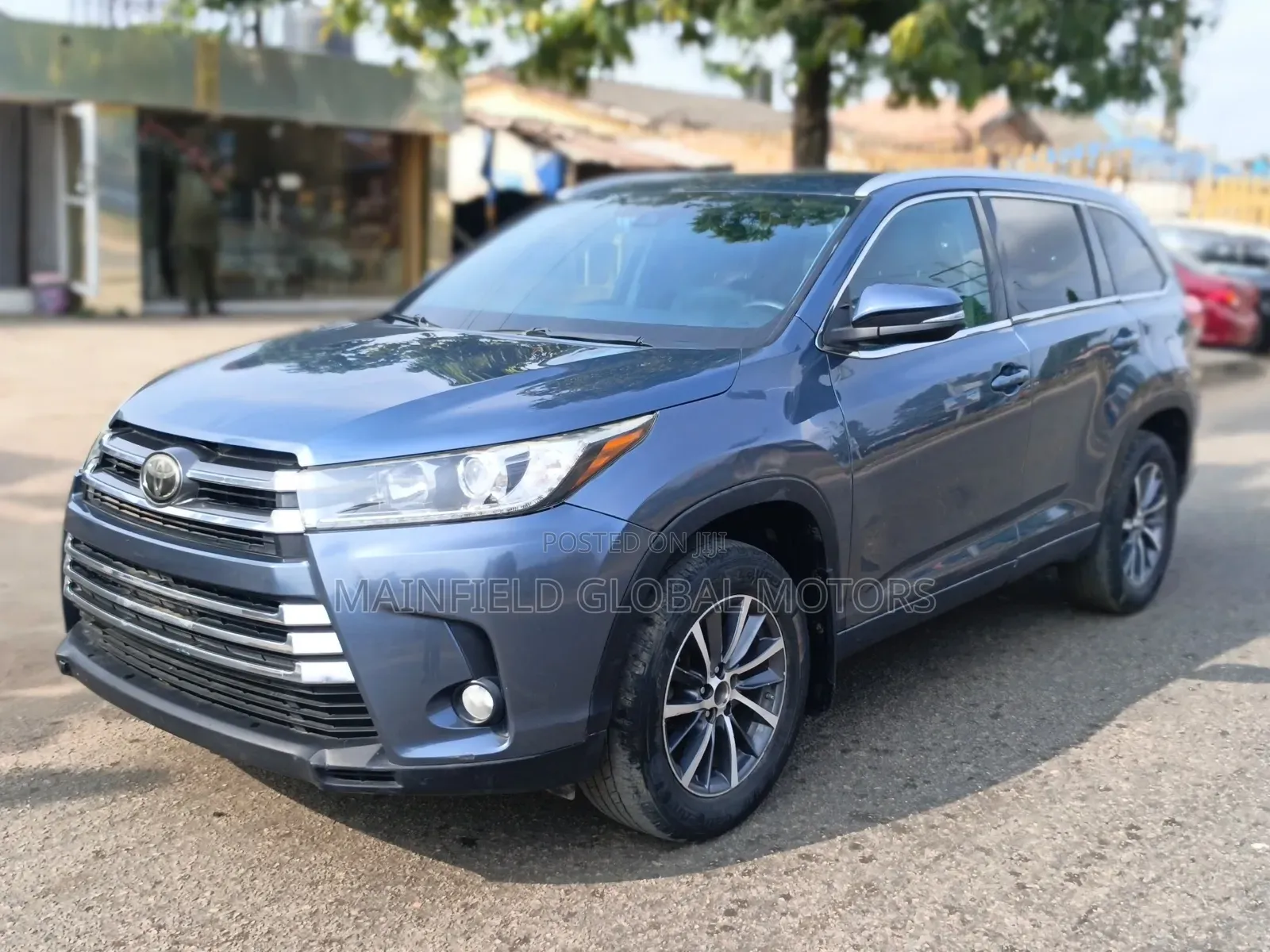 Toyota Highlander XLE 4x4 V6 (3.5L 6cyl 8A) 2017 Blue