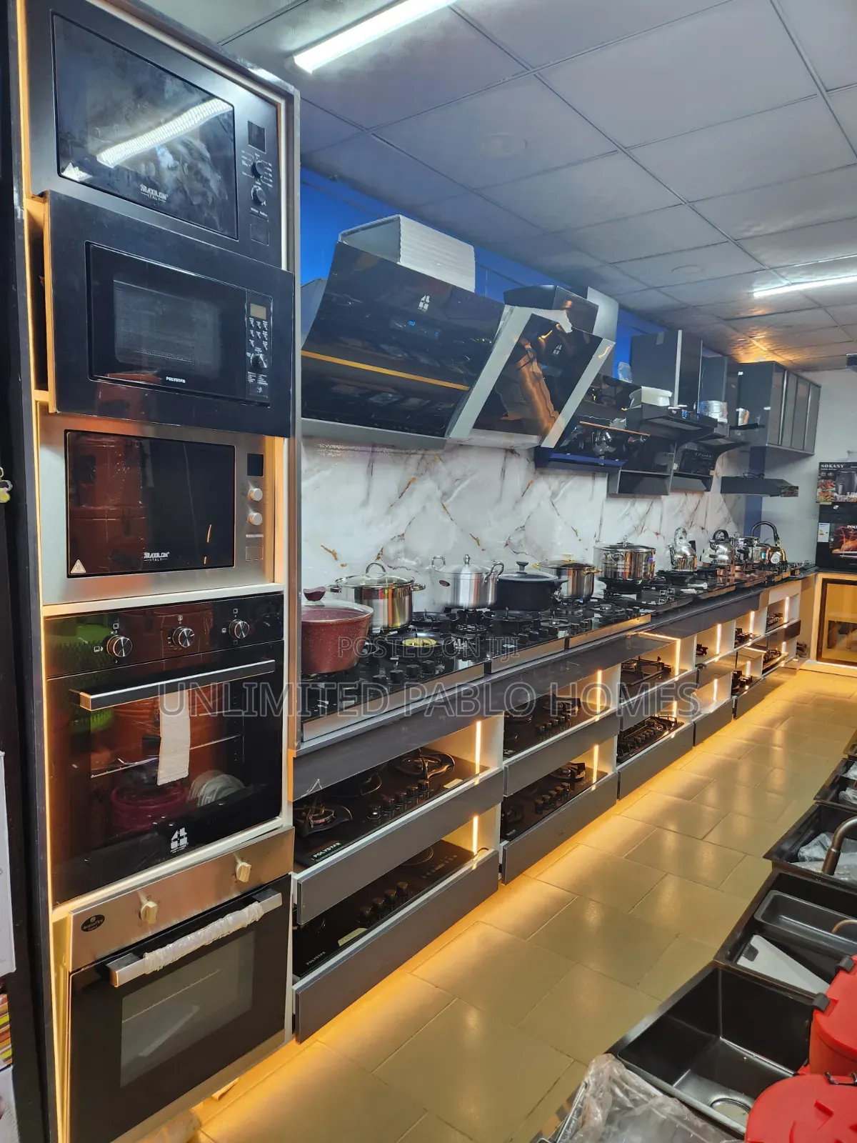 5 Burner Gas Cooker and Inbuilt Oven
