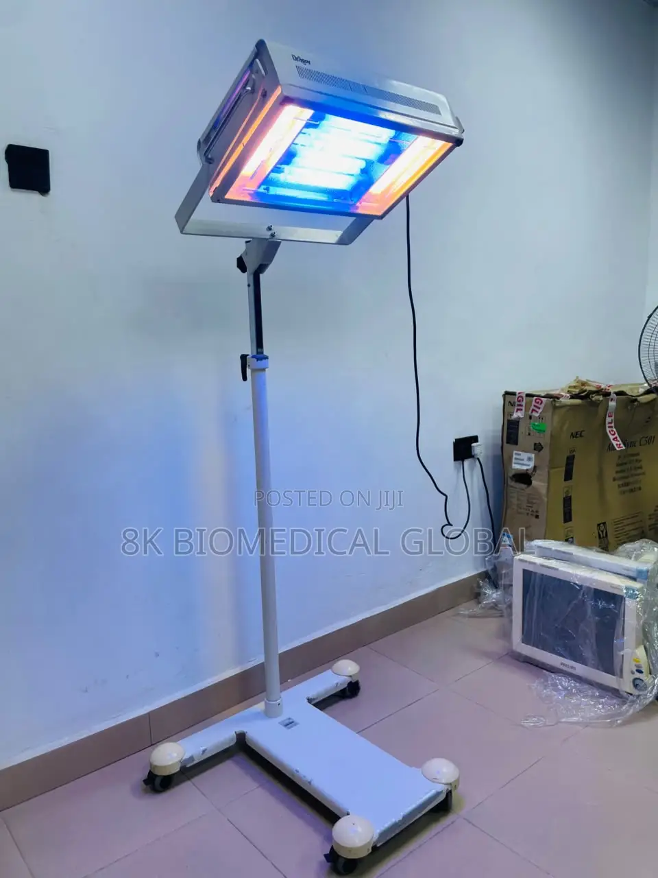 Pre- Owned Drager Phototherapy 4000 - Infant Warmer