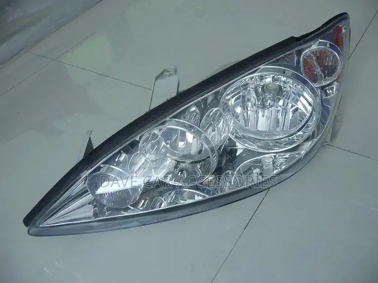 Toyota Camry 2005/06 Headlamp