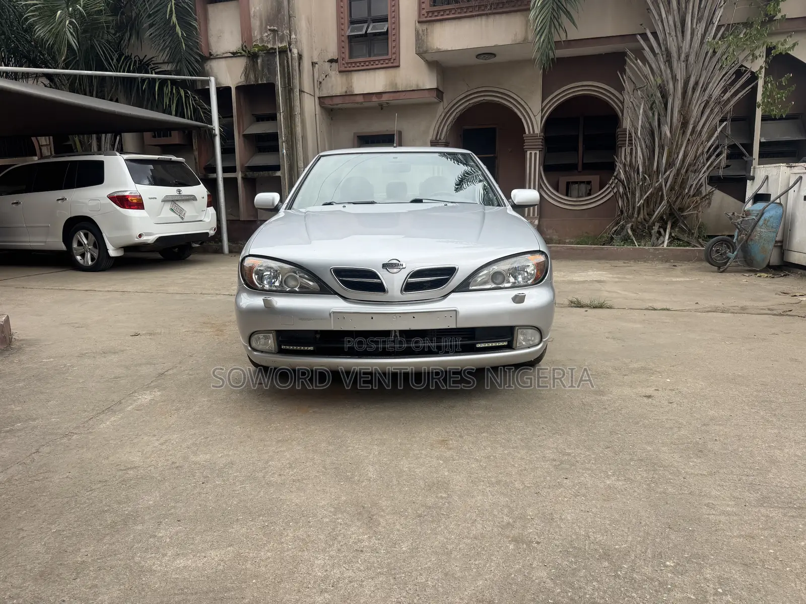Nissan Primera 2002 Silver