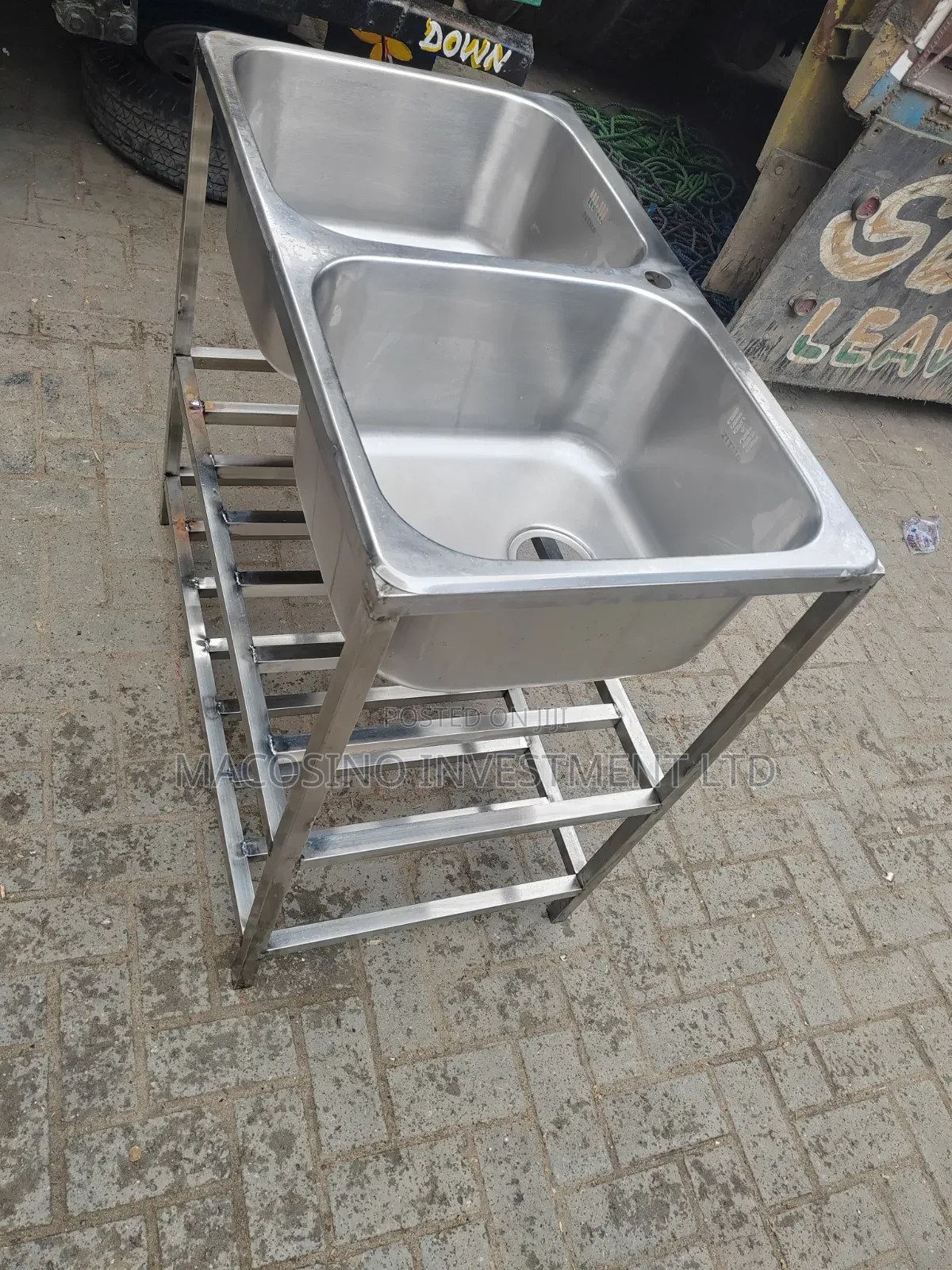 304 Stainless Steel, 2mm Thickness Industrial Sink.
