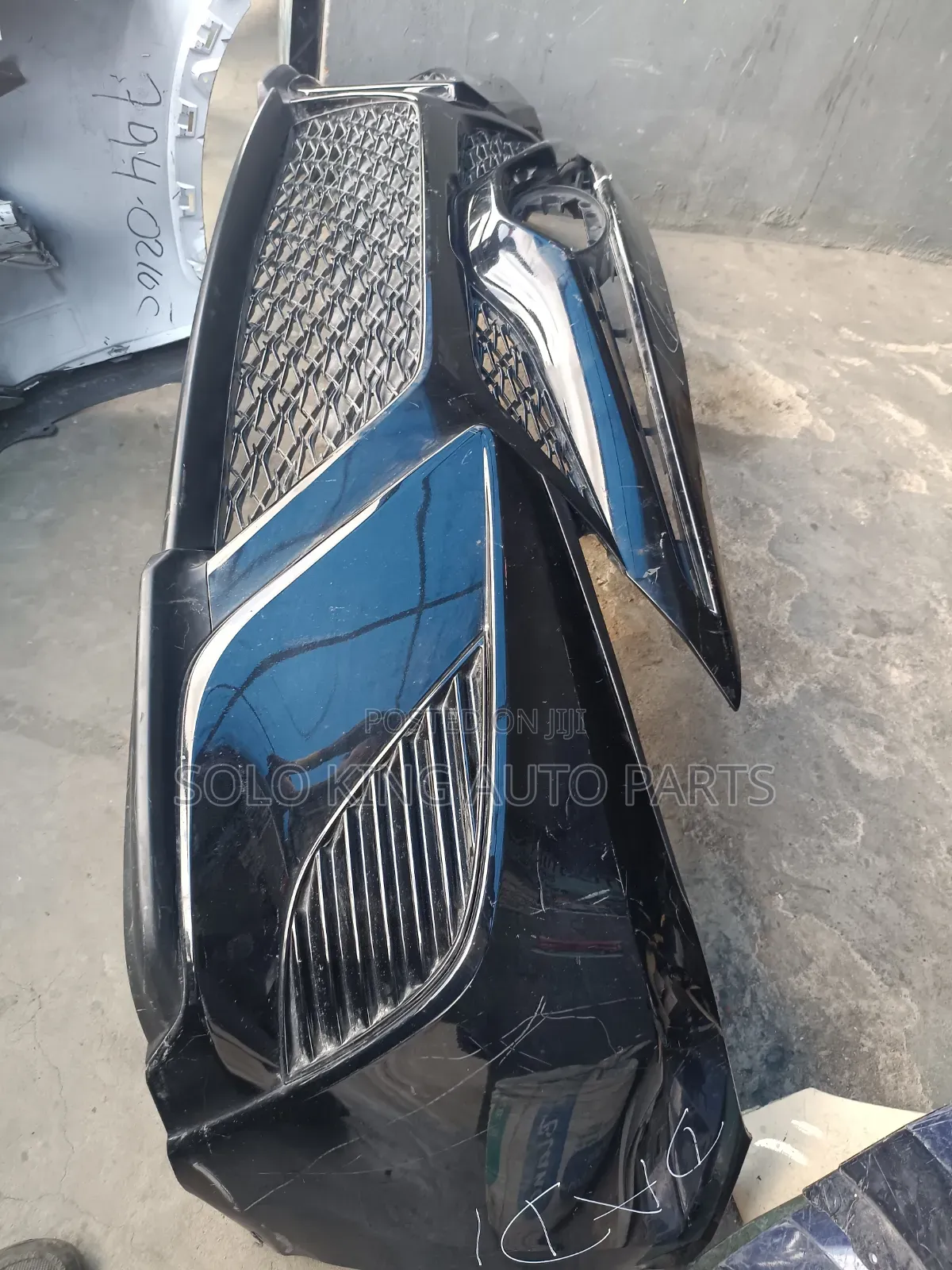 Front Bumper Toyota Camry 018 Sport and LE