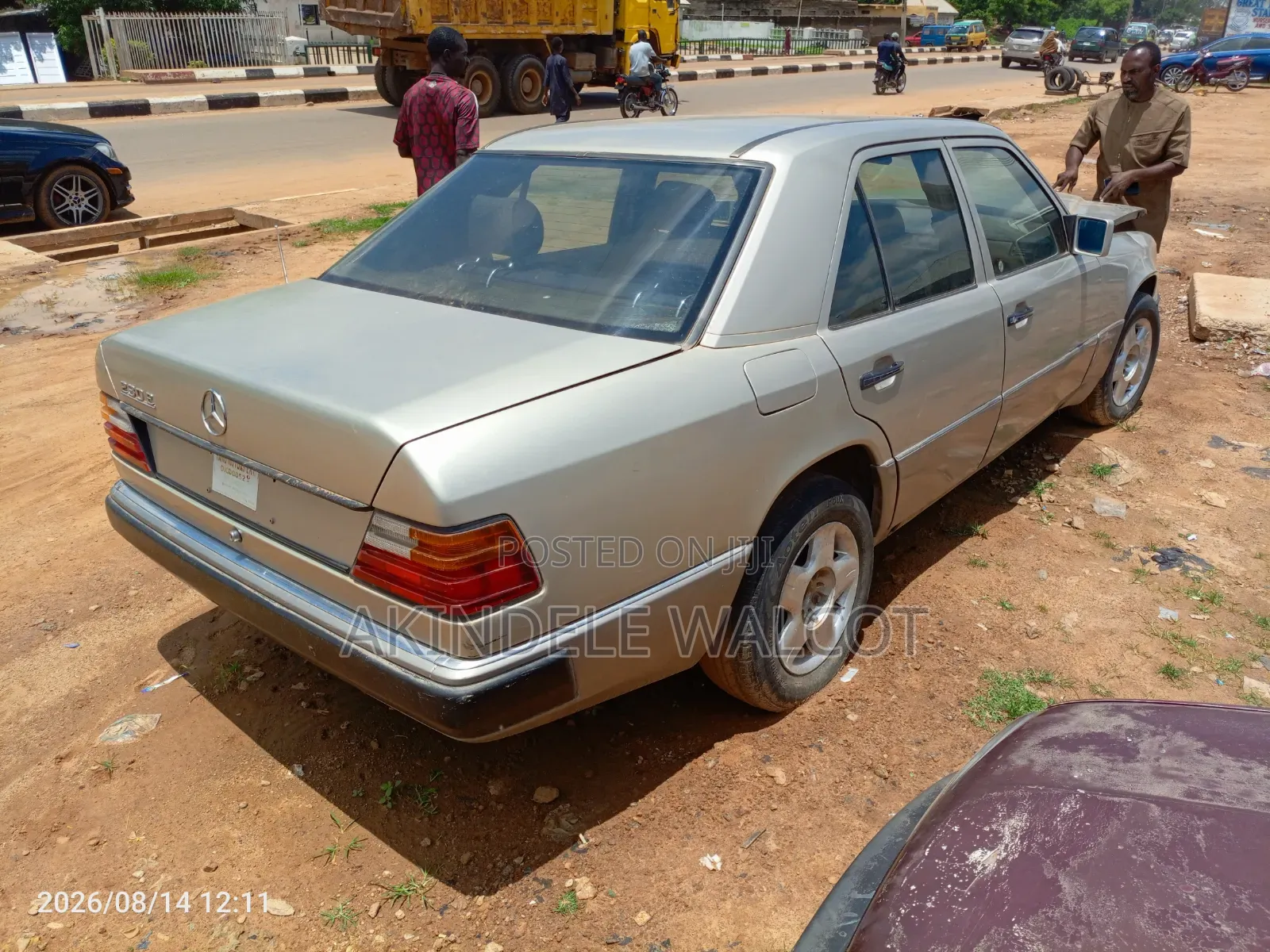 Mercedes-Benz 230E 1990