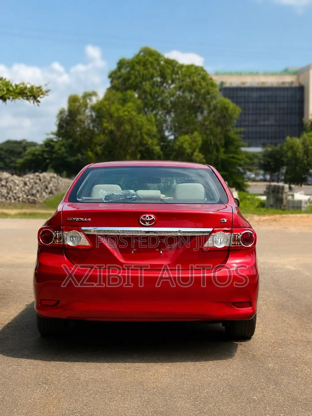 Toyota Corolla LE 4dr Sedan (1.8L 4cyl 4A) 2013 Red