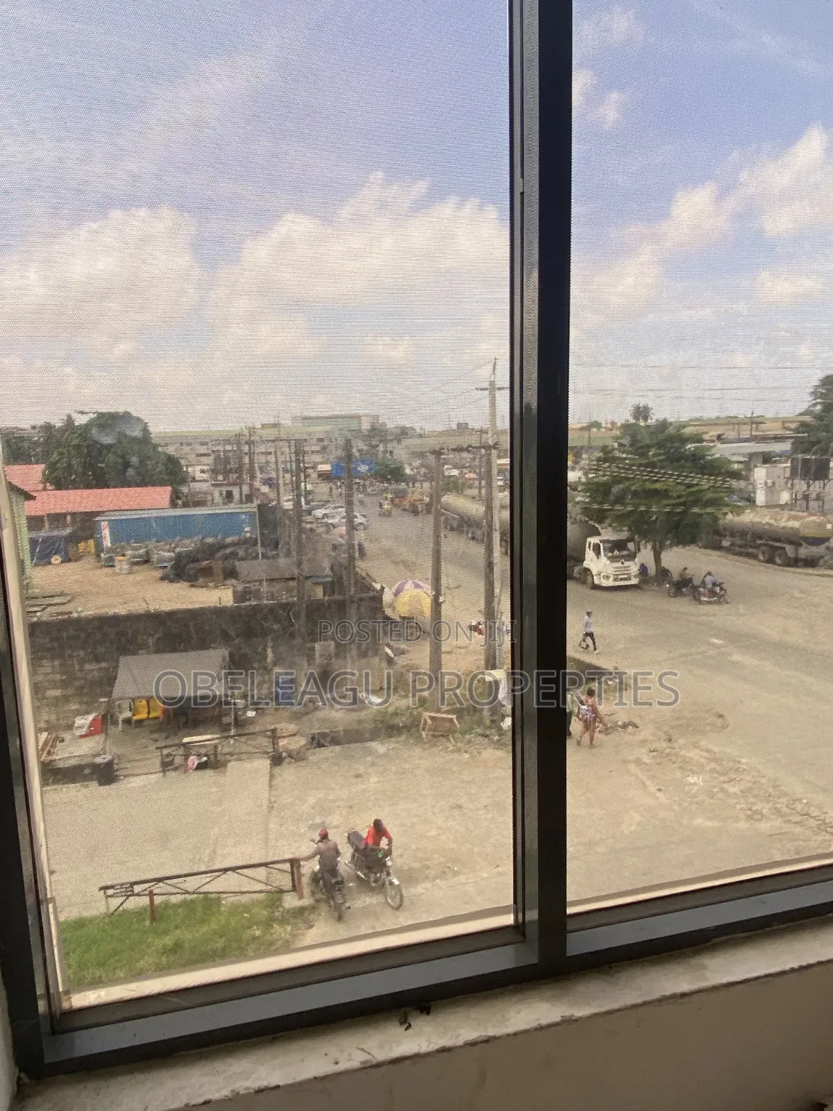 Office Space in Amuwo for Rent