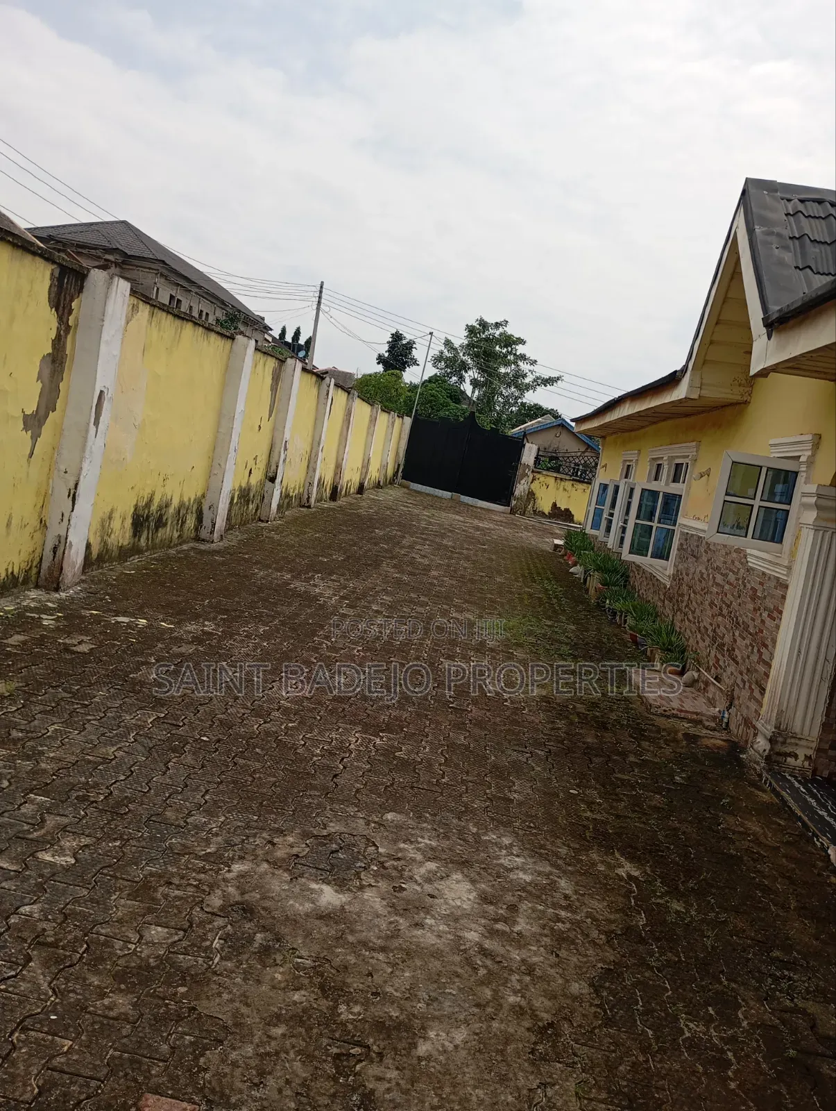 1bdrm Block of Flats in Benevolent Estate, Gberigbe for rent