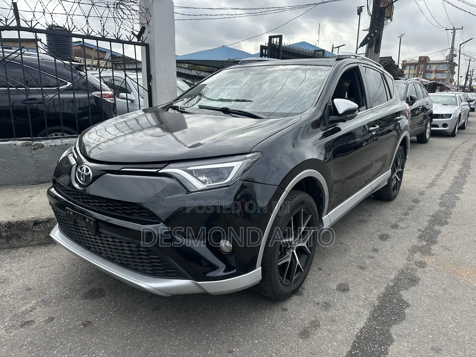 Toyota RAV4 SE AWD (2.5L 4cyl 6A) 2016 Black