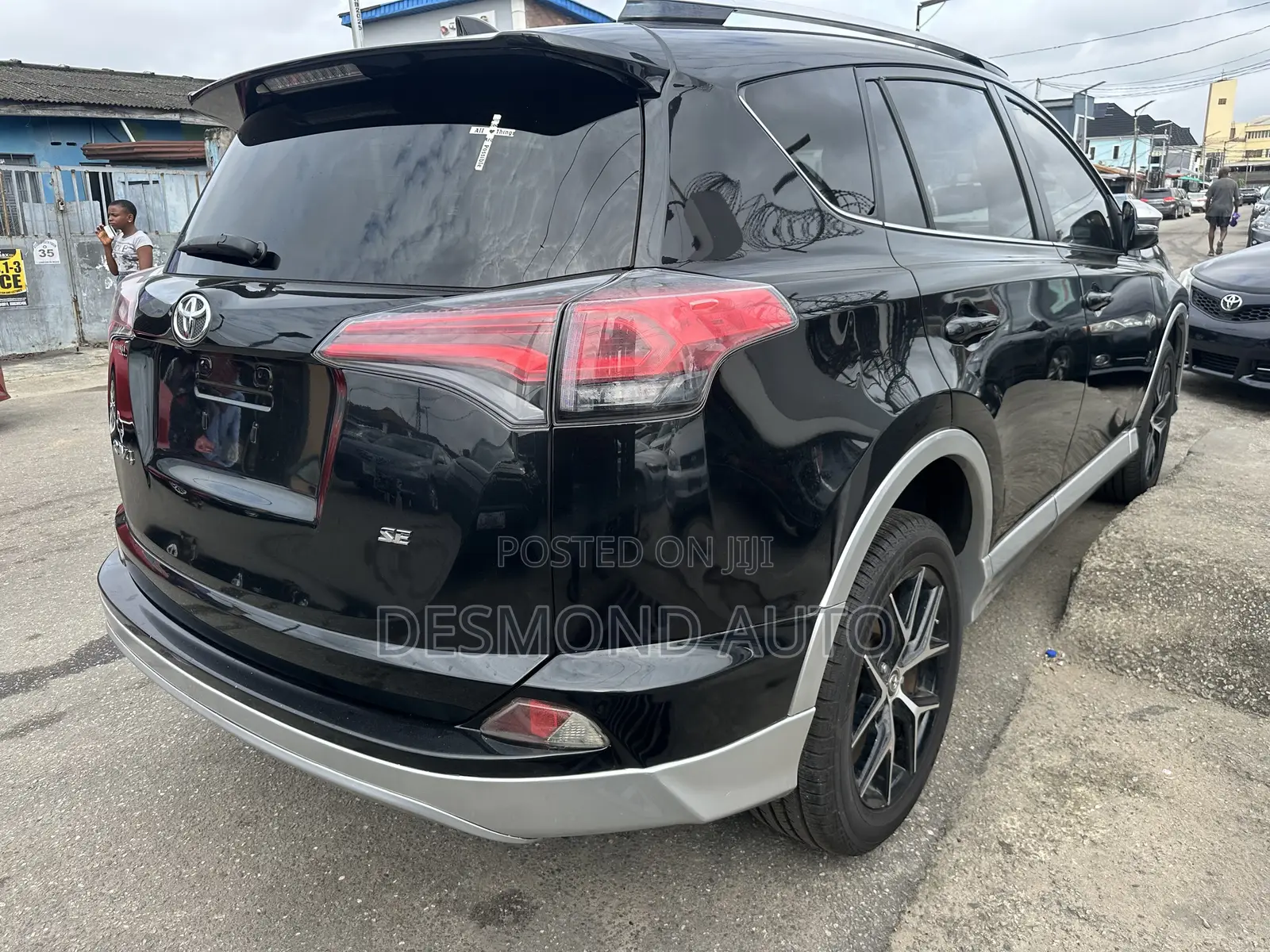 Toyota RAV4 SE AWD (2.5L 4cyl 6A) 2016 Black