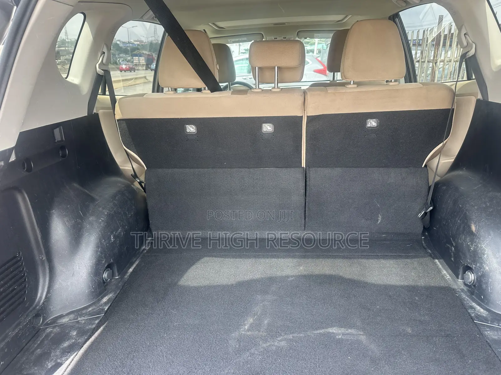 Toyota RAV4 XLE FWD (2.5L 4cyl 6A) 2013 Gray