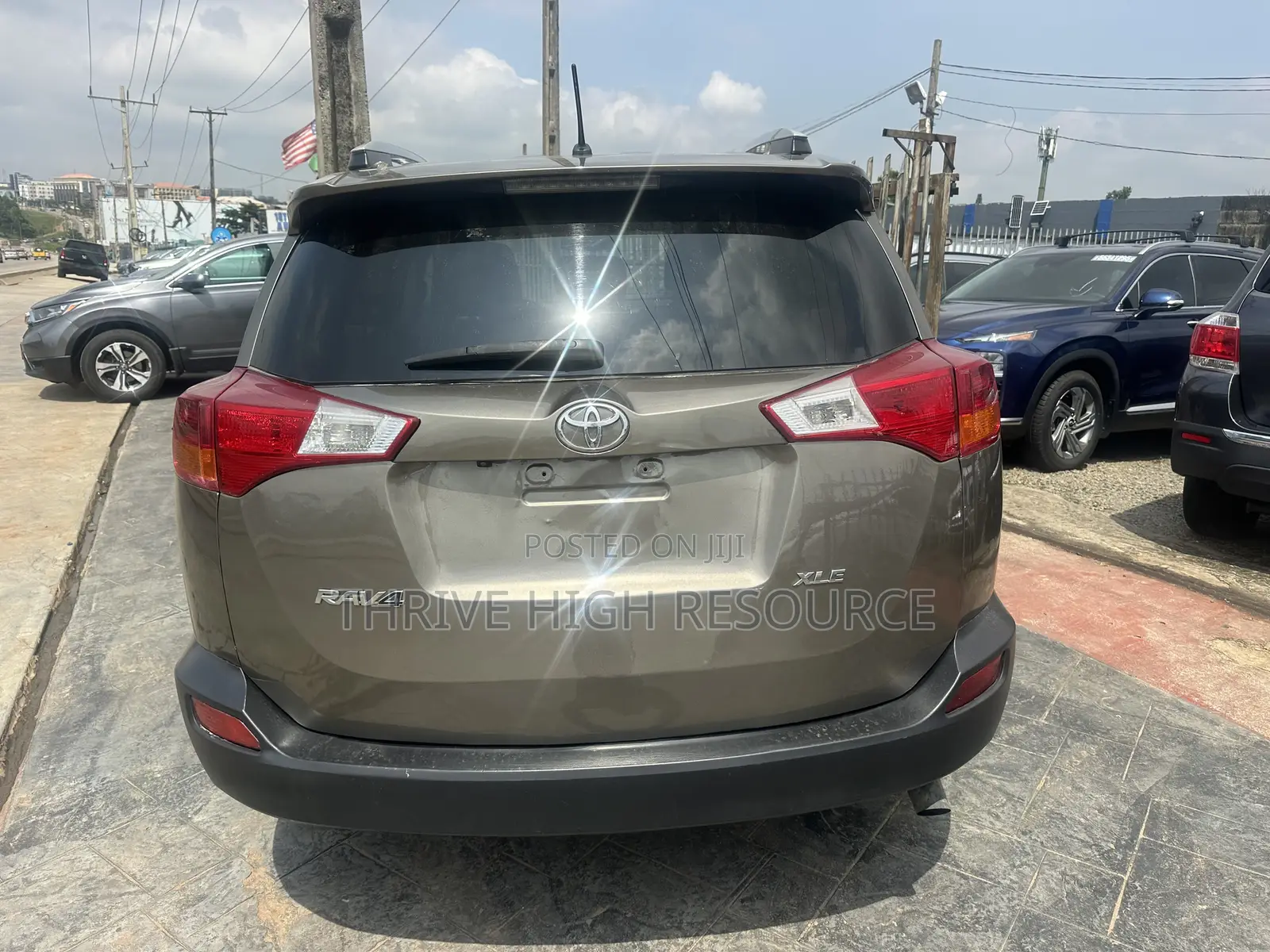 Toyota RAV4 XLE FWD (2.5L 4cyl 6A) 2013 Gray