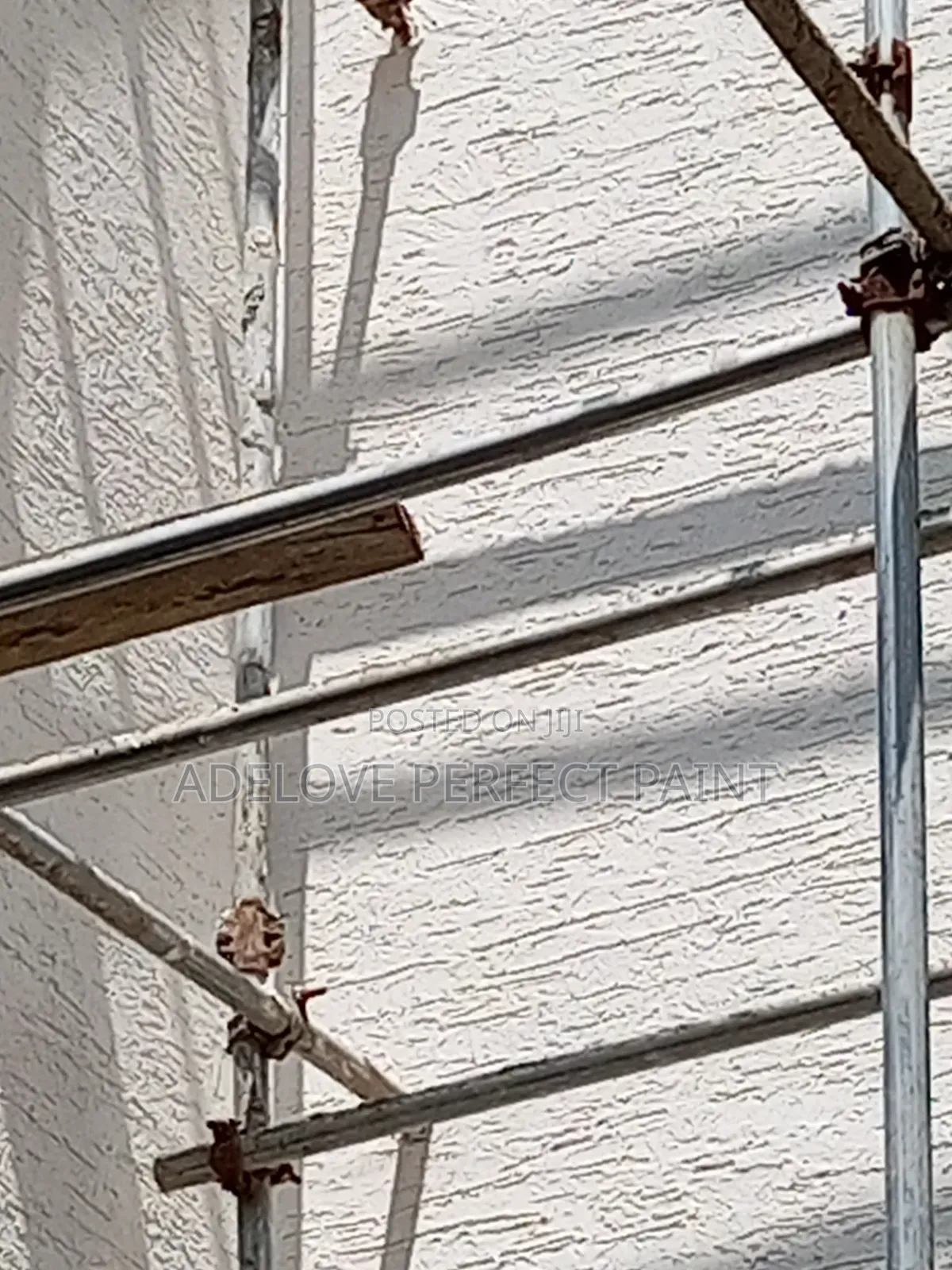 Adelove Strong Gravitex Paint