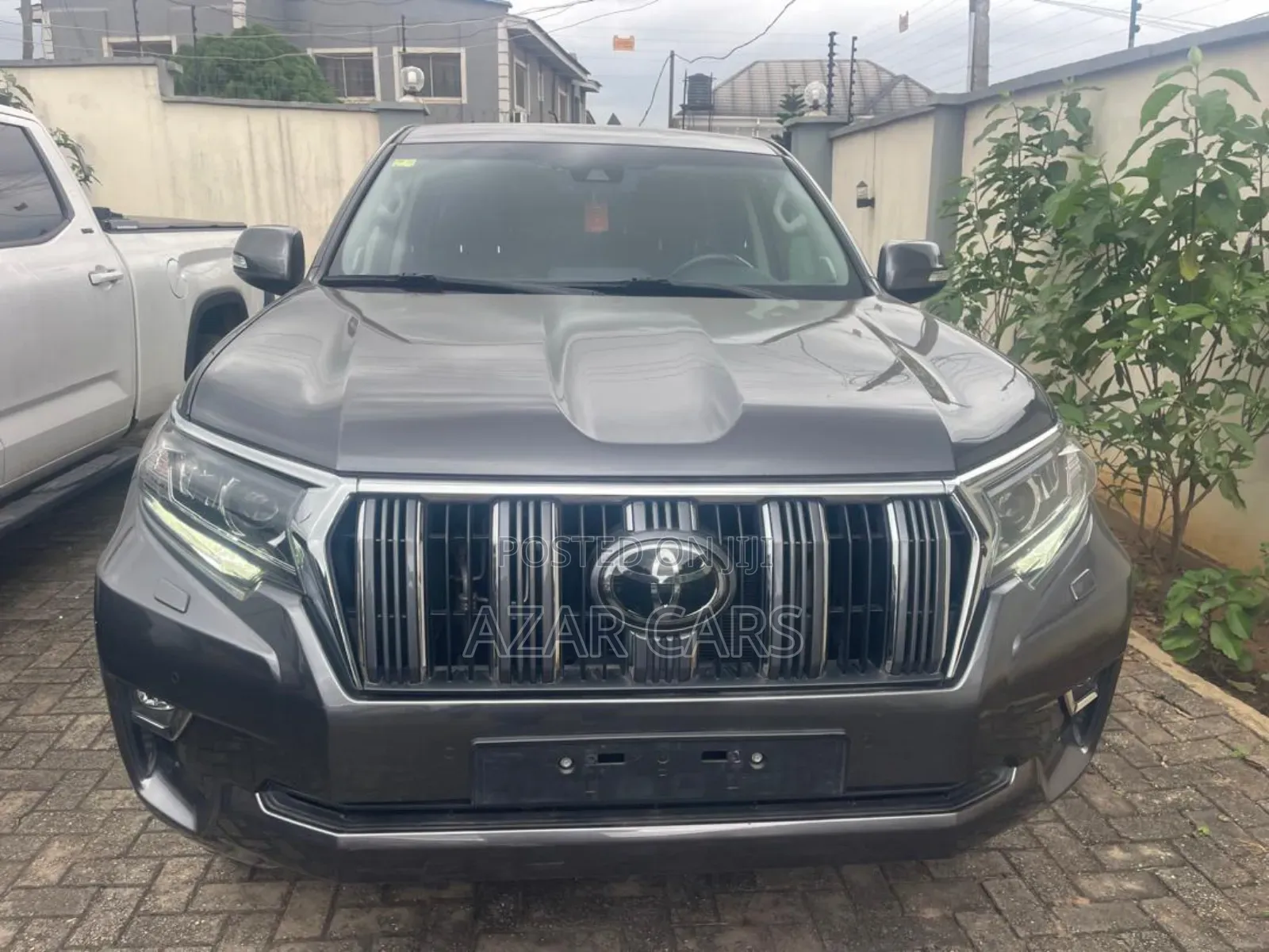 Toyota Land Cruiser Prado Kakadu 2018 Gray