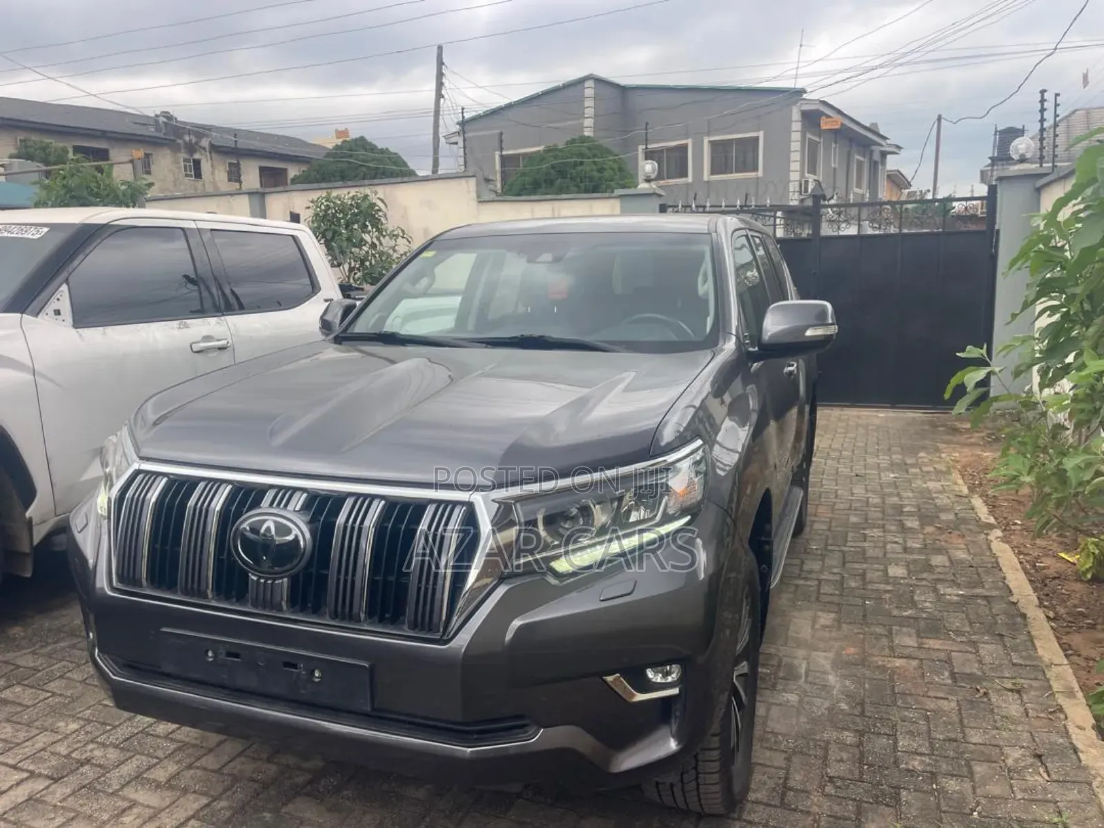 Toyota Land Cruiser Prado Kakadu 2018 Gray