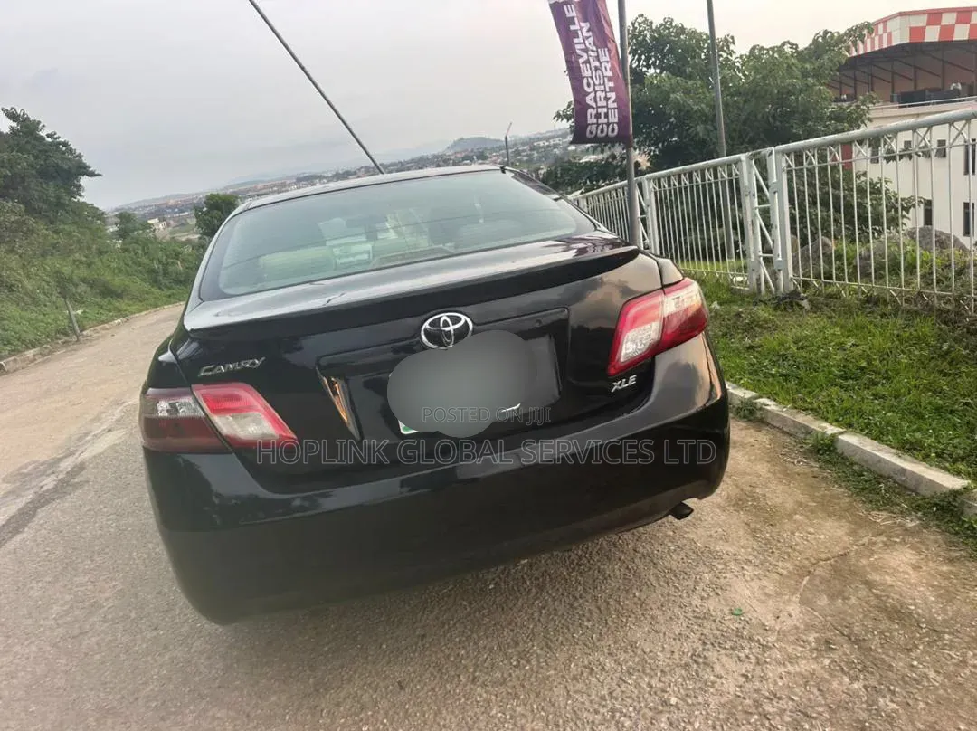 Toyota Camry XLE V6 4dr Sedan (3.5L 6cyl 6AM) 2009 Black