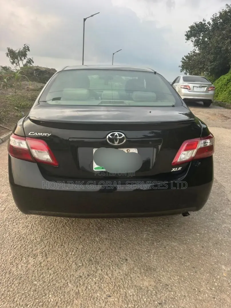 Toyota Camry XLE V6 4dr Sedan (3.5L 6cyl 6AM) 2009 Black