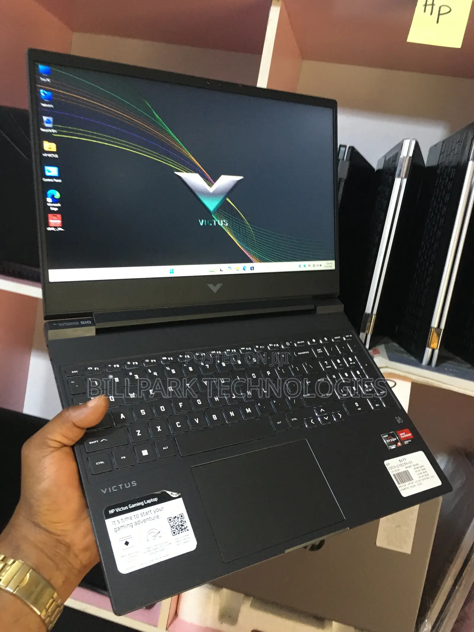 Laptop HP Victus 15 8GB AMD Ryzen 5 SSD 512GB