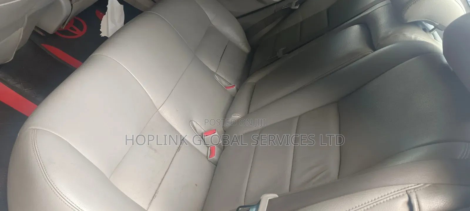 Toyota Corolla 2010 Silver
