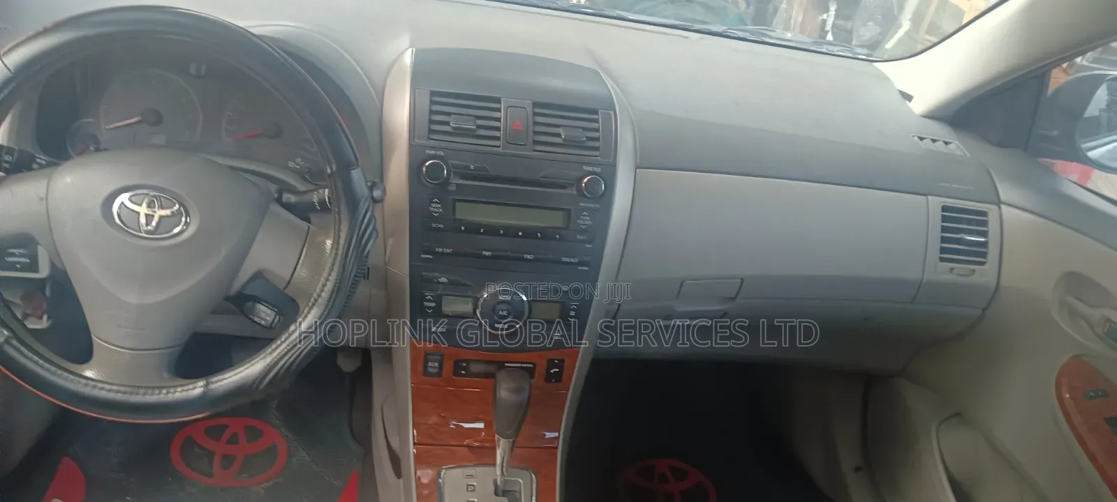 Toyota Corolla 2010 Silver