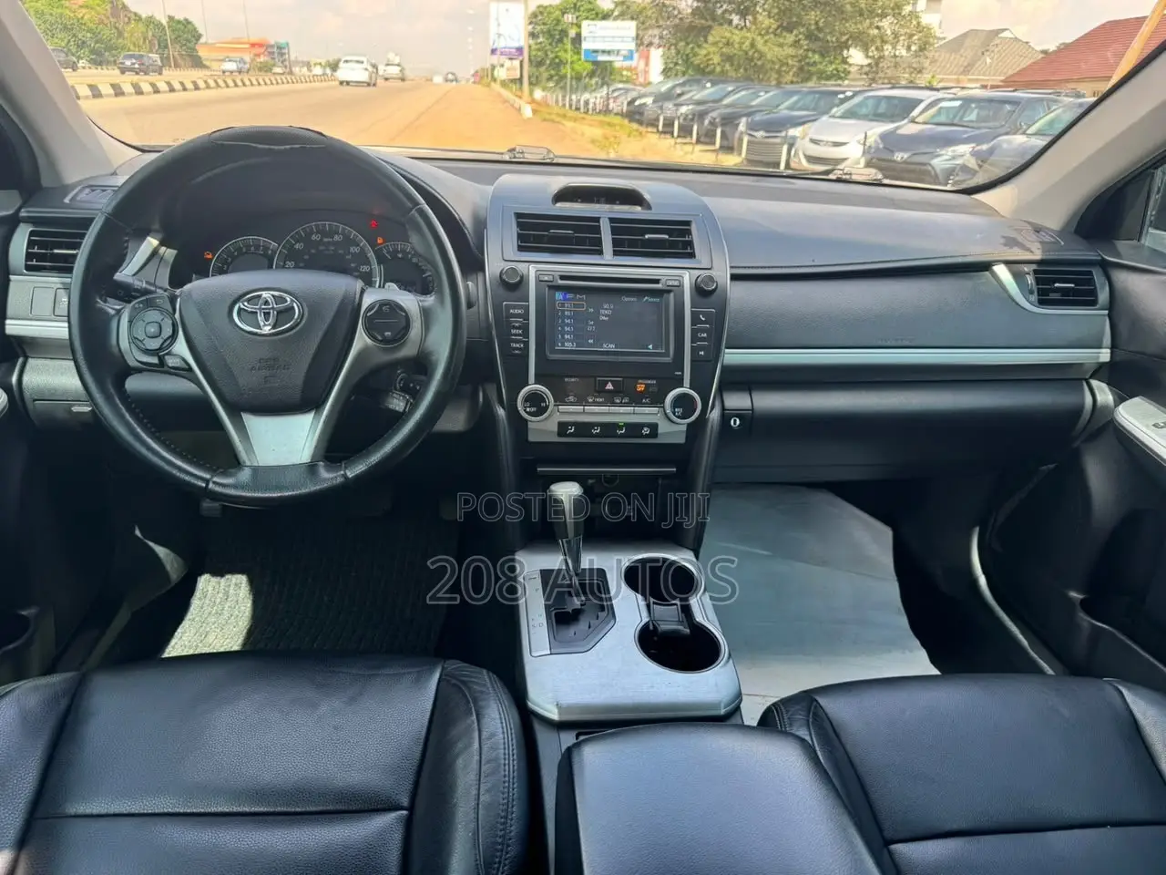Toyota Camry SE 4dr Sedan (2.5L 4cyl 6A) 2014 Black