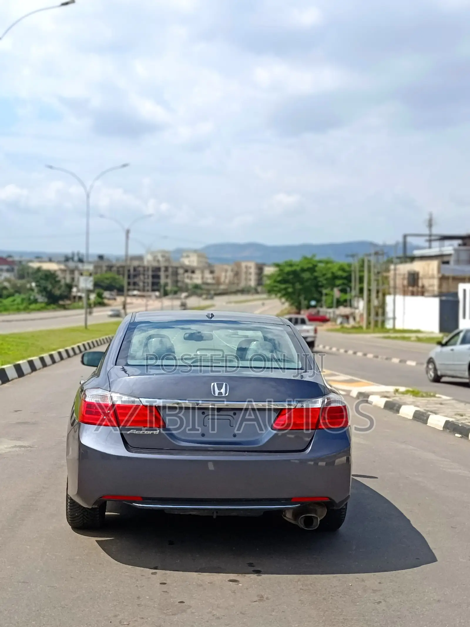 Honda Accord EX-L 4dr Sedan FWD (2.4L 4cyl 2A) 2013 Gray