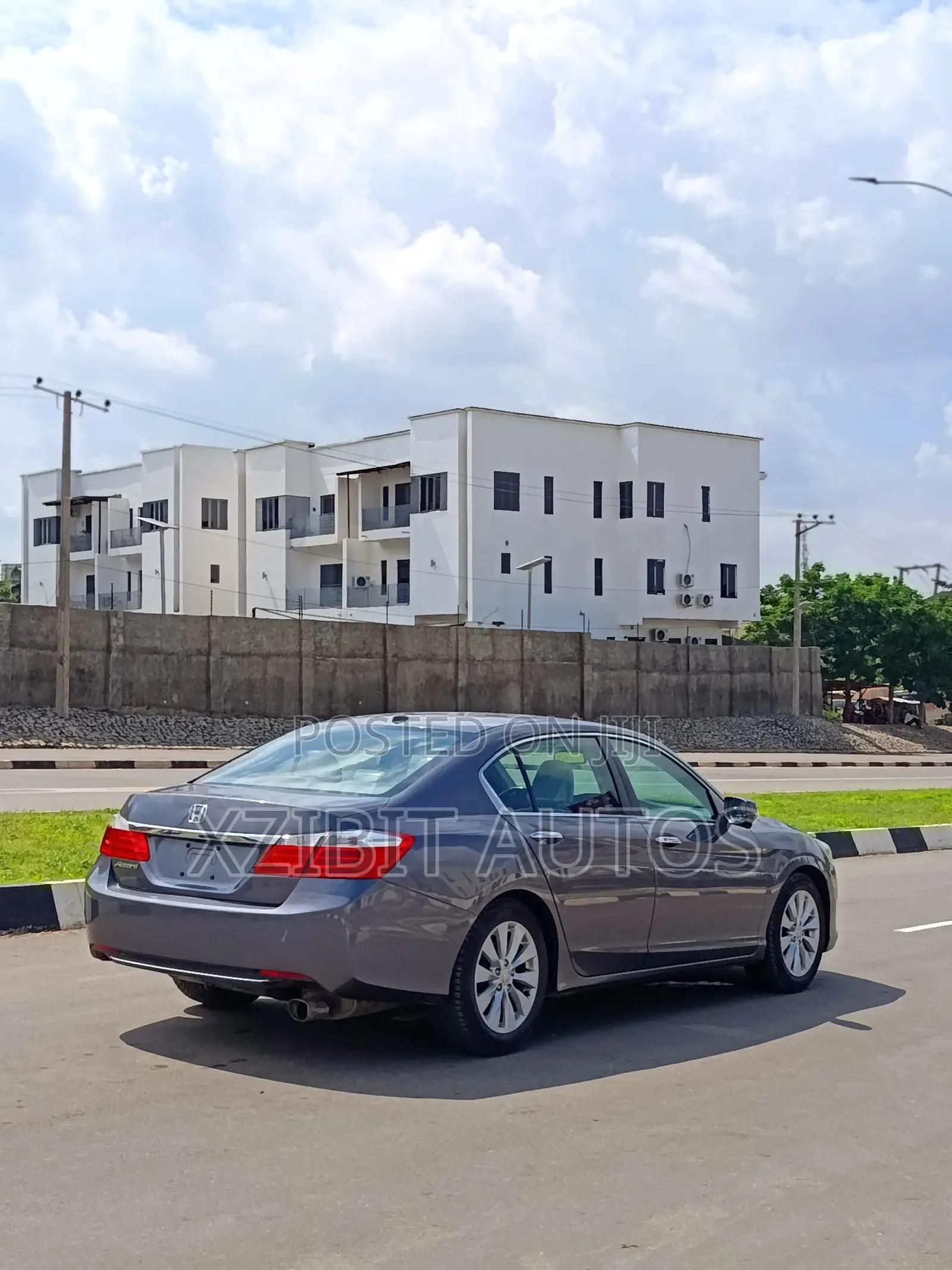 Honda Accord EX-L 4dr Sedan FWD (2.4L 4cyl 2A) 2013 Gray