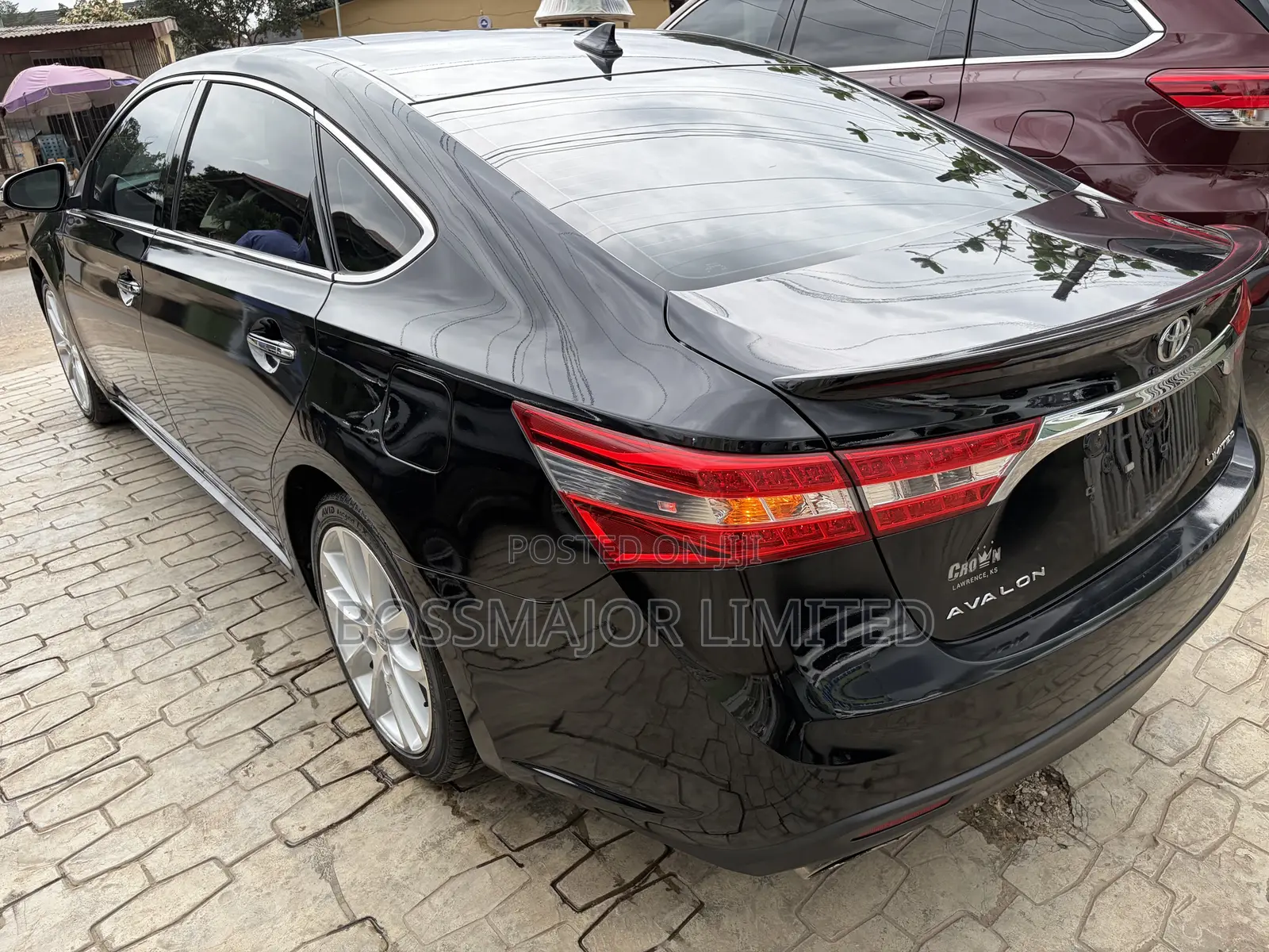 Toyota Avalon Limited 4dr Sedan (3.5L 6cyl 6A) 2015 Black