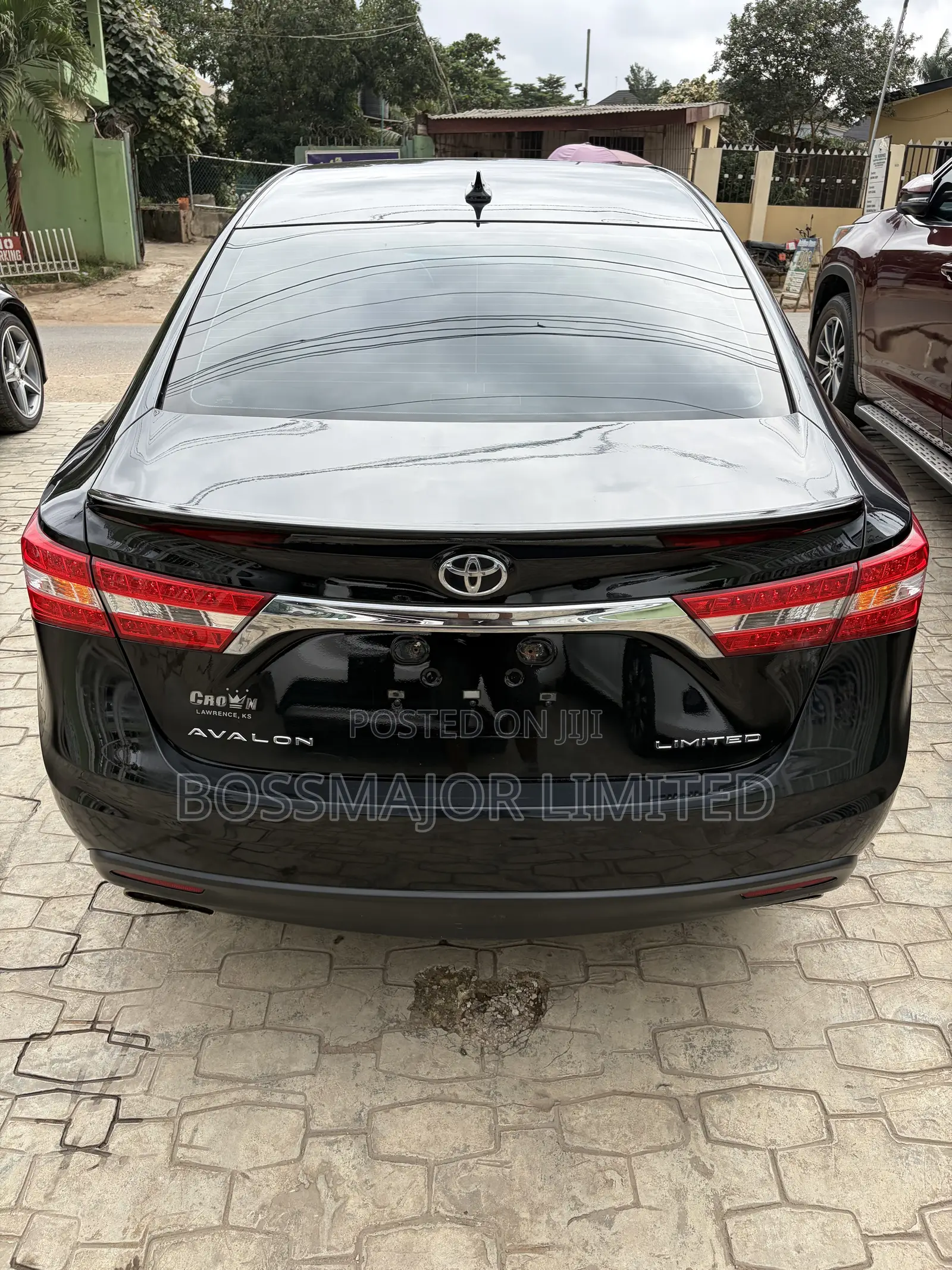 Toyota Avalon Limited 4dr Sedan (3.5L 6cyl 6A) 2015 Black