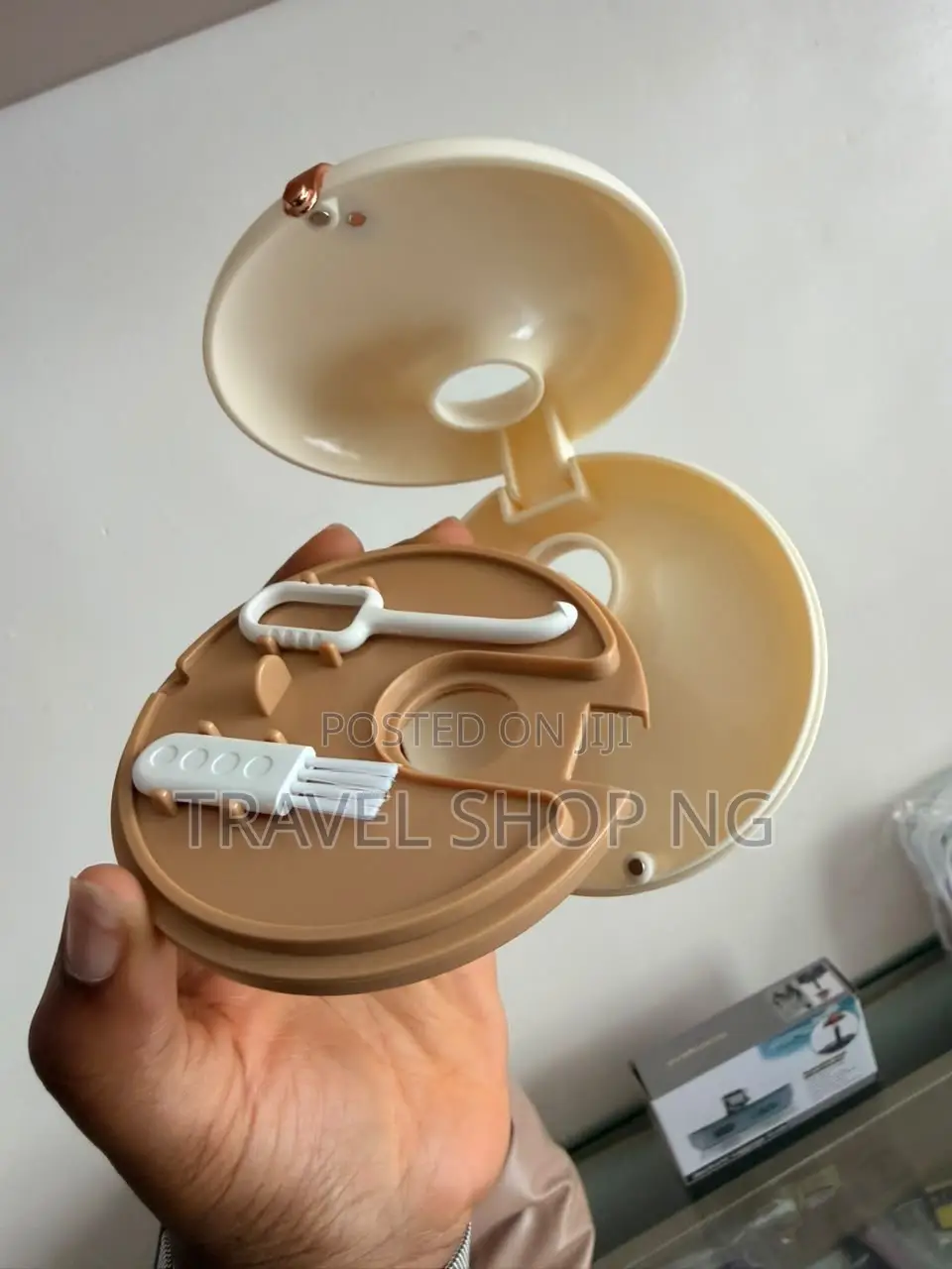Dental Retainer Case With Accessories
