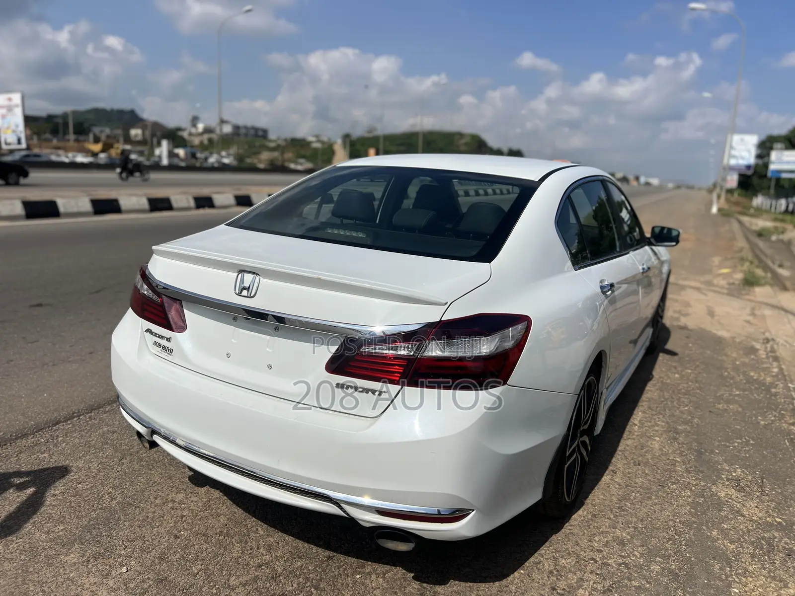 Honda Accord Sport 4dr Sedan FWD (2.4L 4cyl 2A) 2016 White