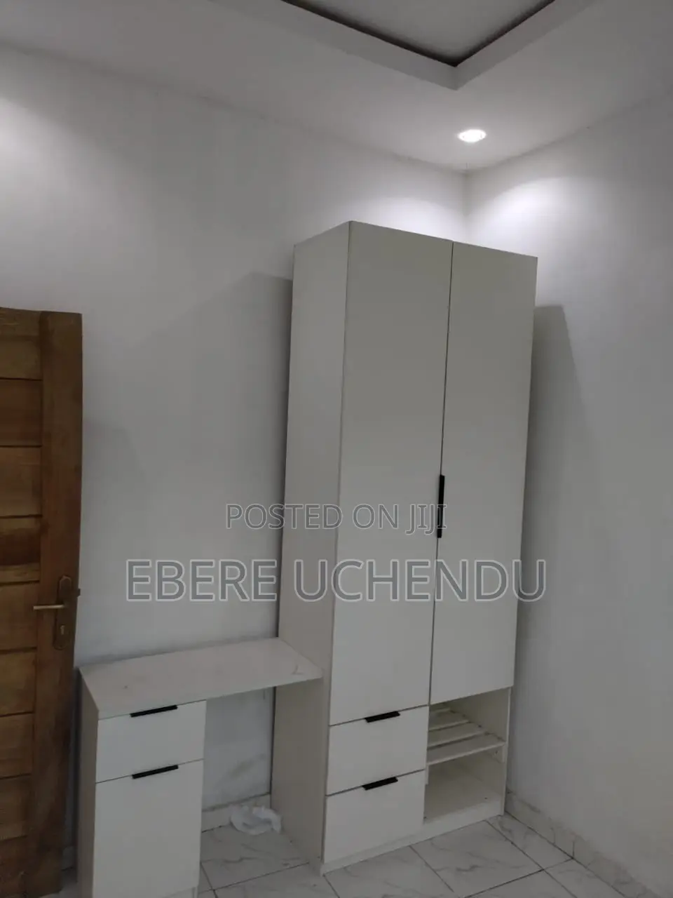 Mini Flat in Randle Avenue for rent