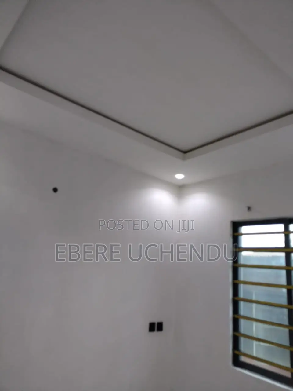 Mini Flat in Randle Avenue for rent