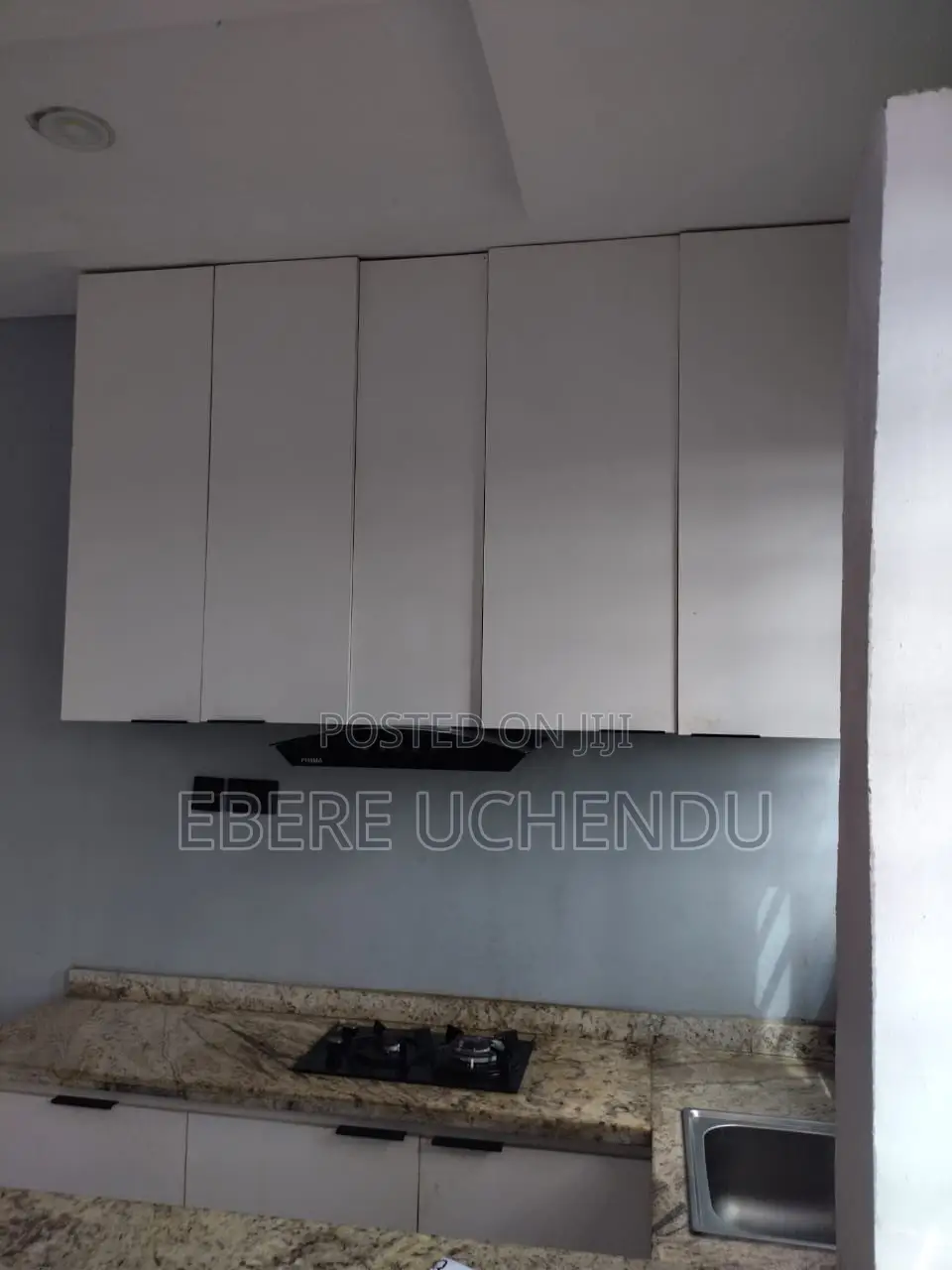 Mini Flat in Randle Avenue for rent