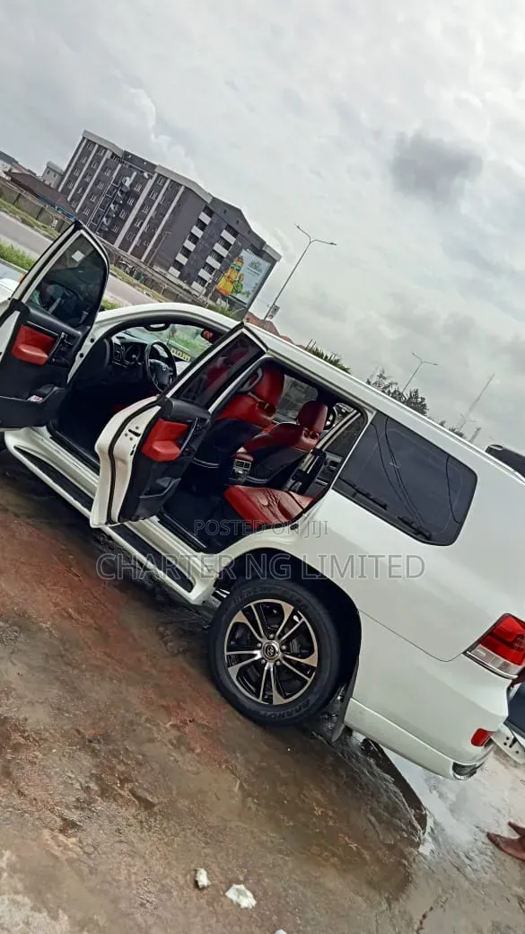 Toyota Landcruiser 2019