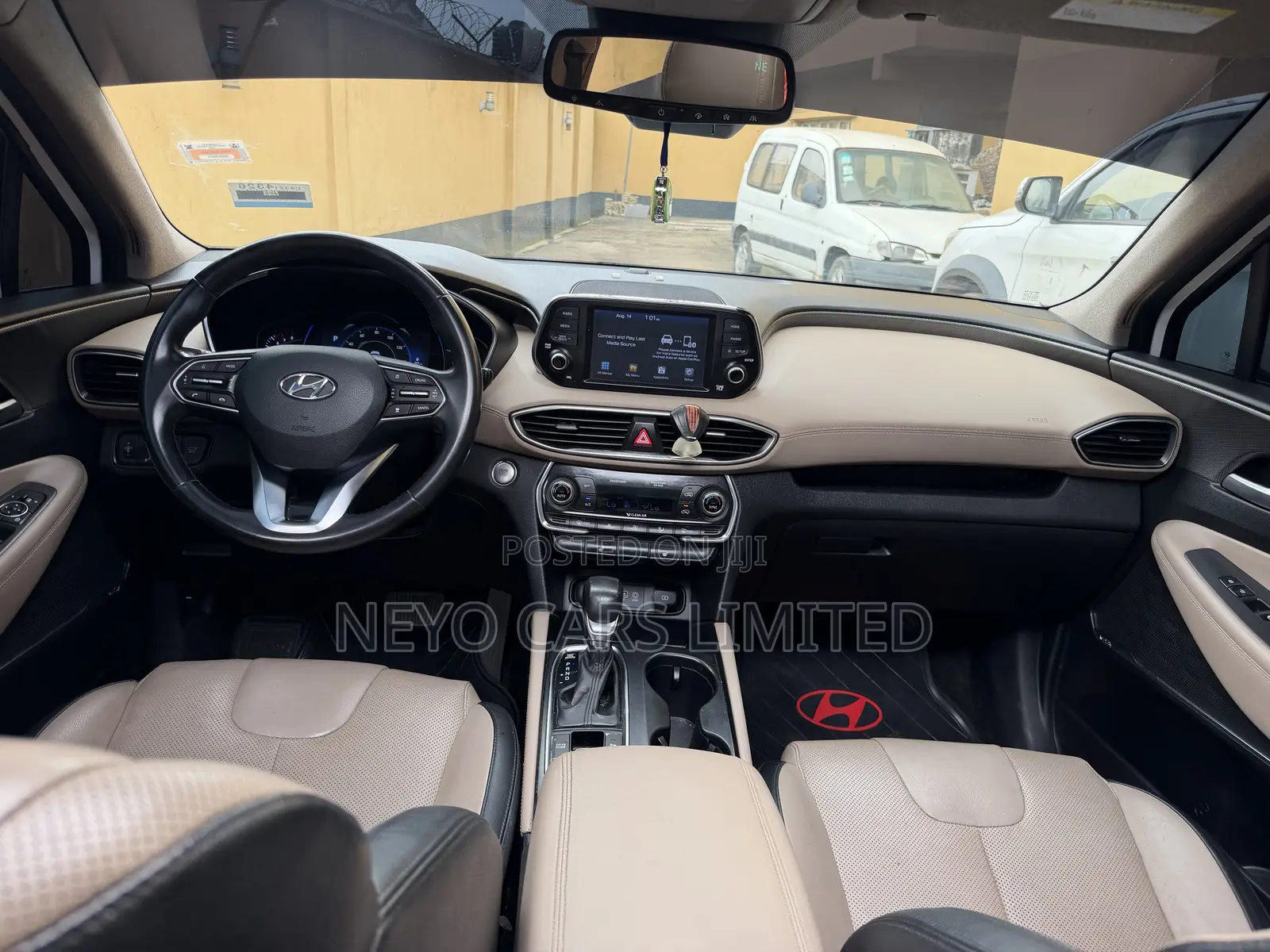 Hyundai Santa Fe Ultimate 2.4 AWD 2019 White