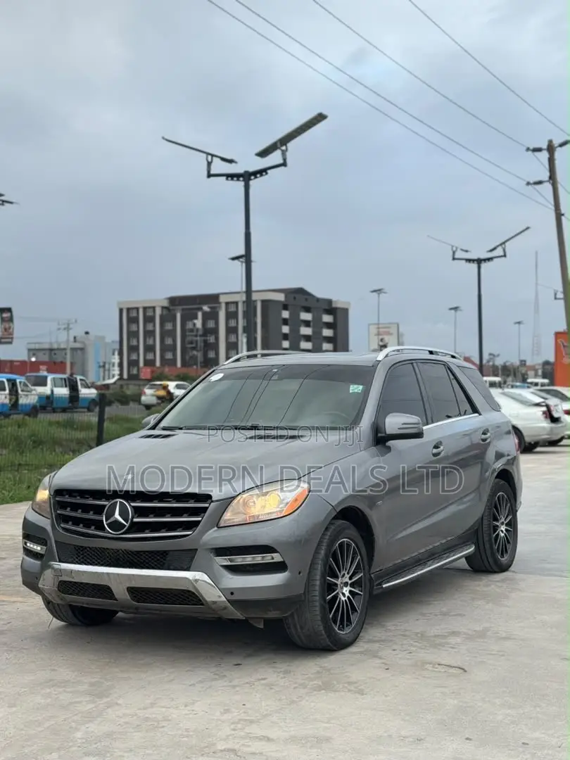 Mercedes-Benz M Class 2013 Gray