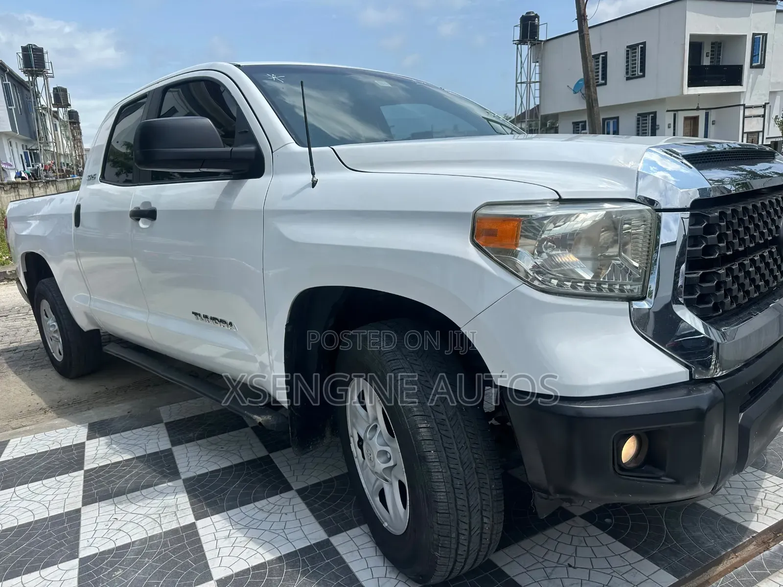 Toyota Tundra 2014 White