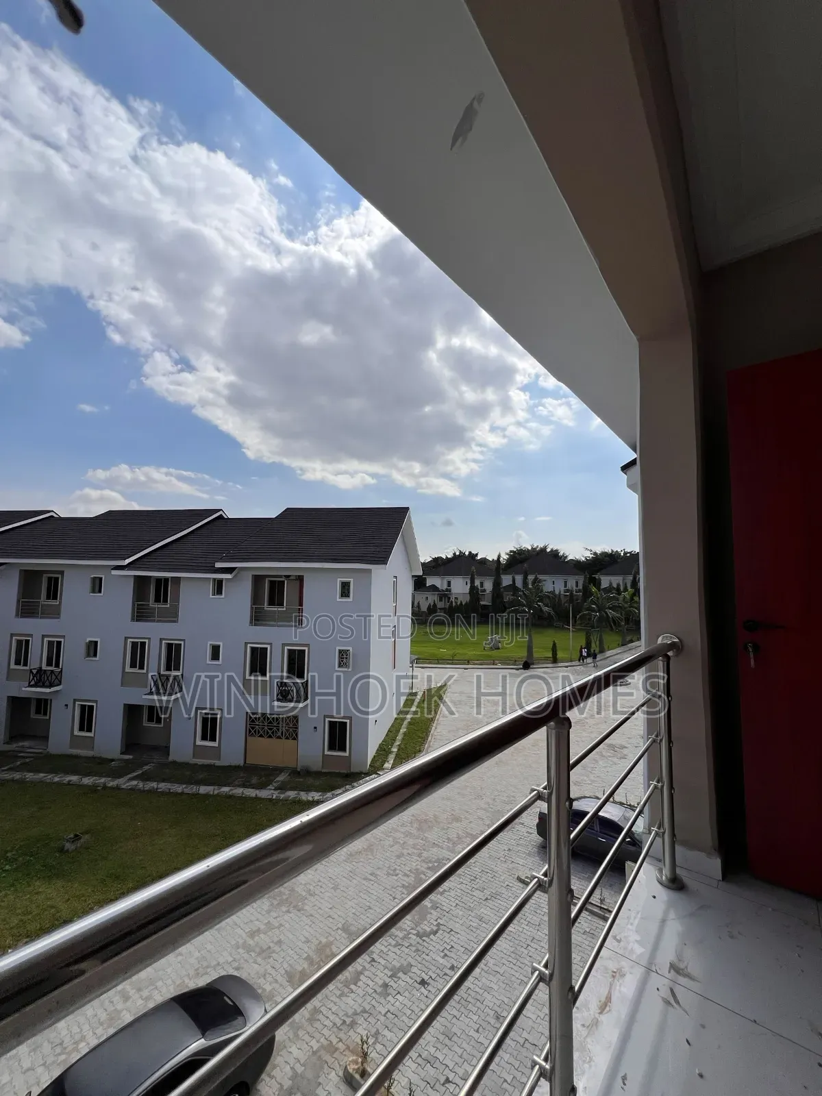 4bdrm Duplex in Durumi for sale