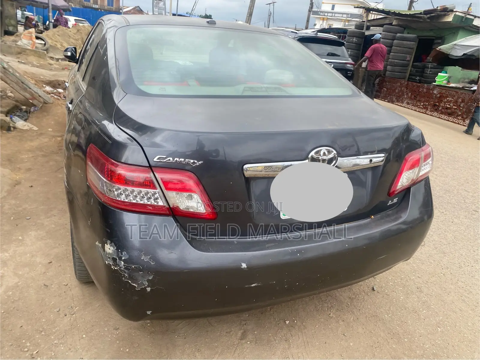 Toyota Camry LE 4dr Sedan (2.5L 4cyl 6A) 2011 Gray