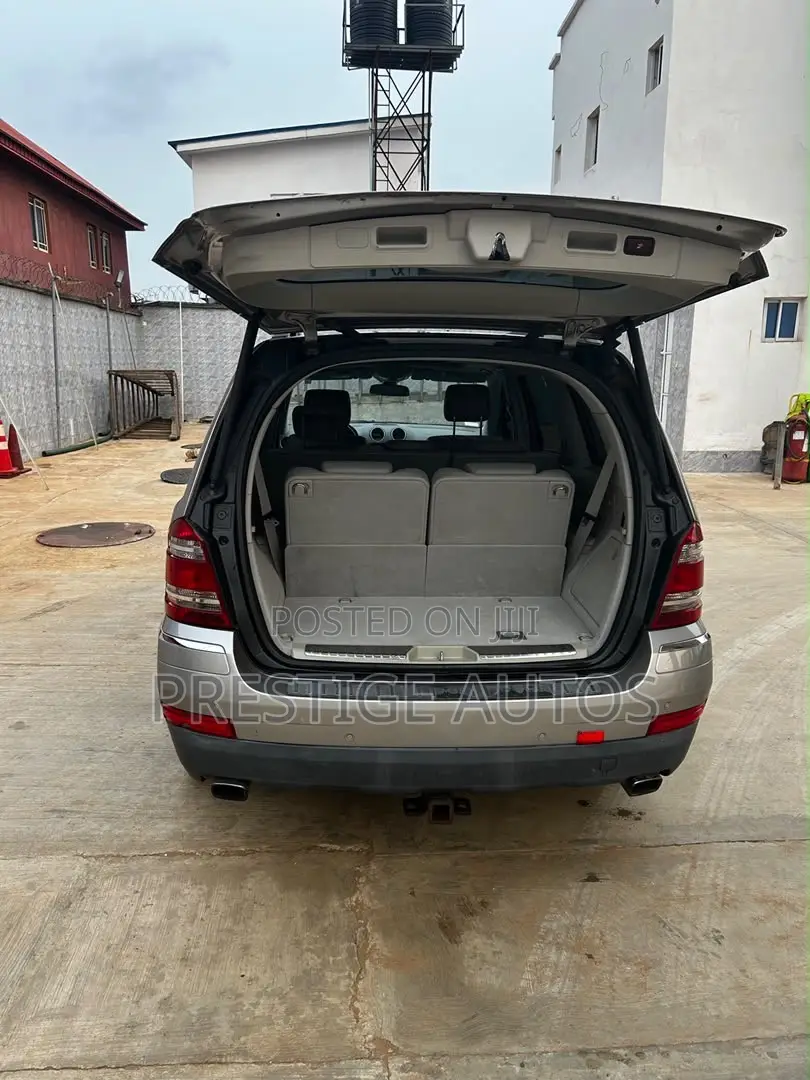 Mercedes-Benz GL-Class 2006 Silver