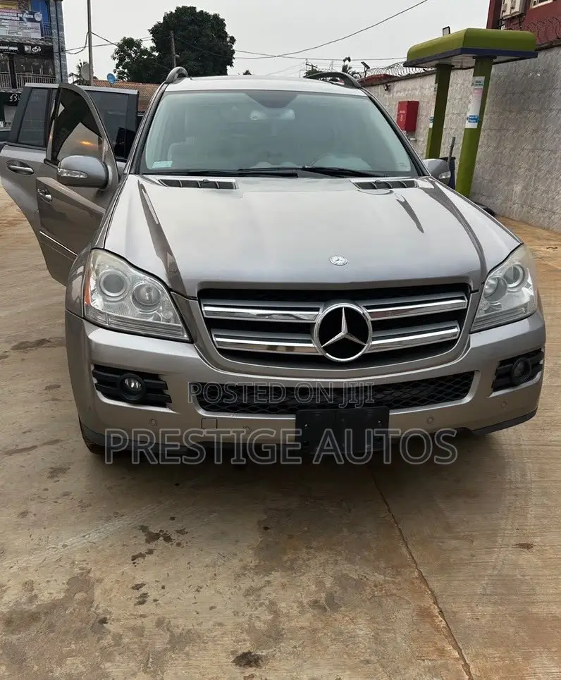 Mercedes-Benz GL-Class 2006 Silver