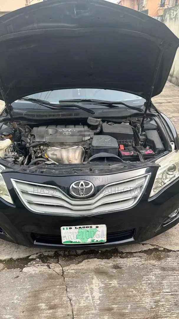 Toyota Camry LE 4dr Sedan (2.5L 4cyl 6AM) 2010 Black