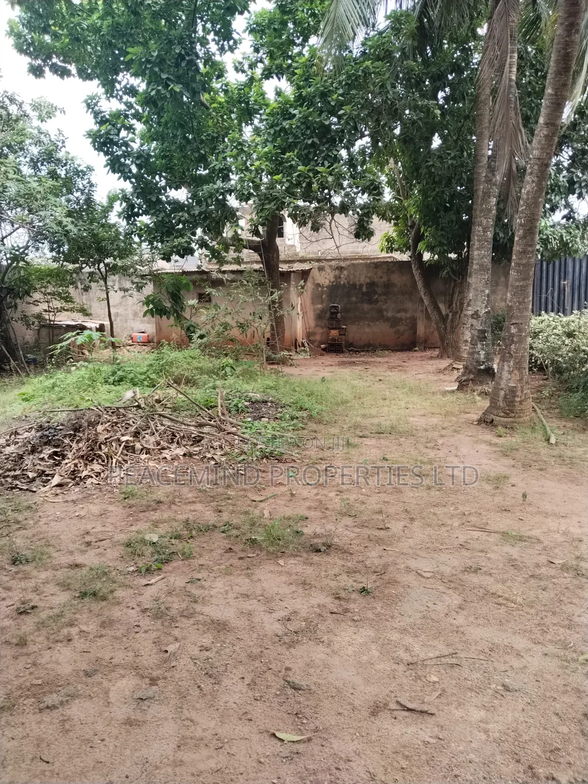 Half Plot of Land at Tipper Garage Akute Accessible Thru Ojodu #19m