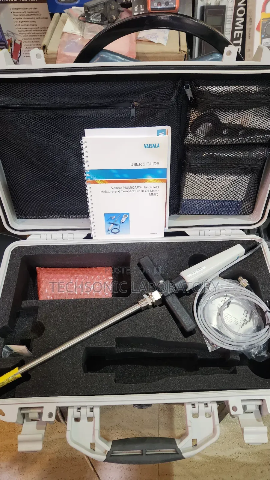 Handheld Moisture and Temperature in Oil Meter
