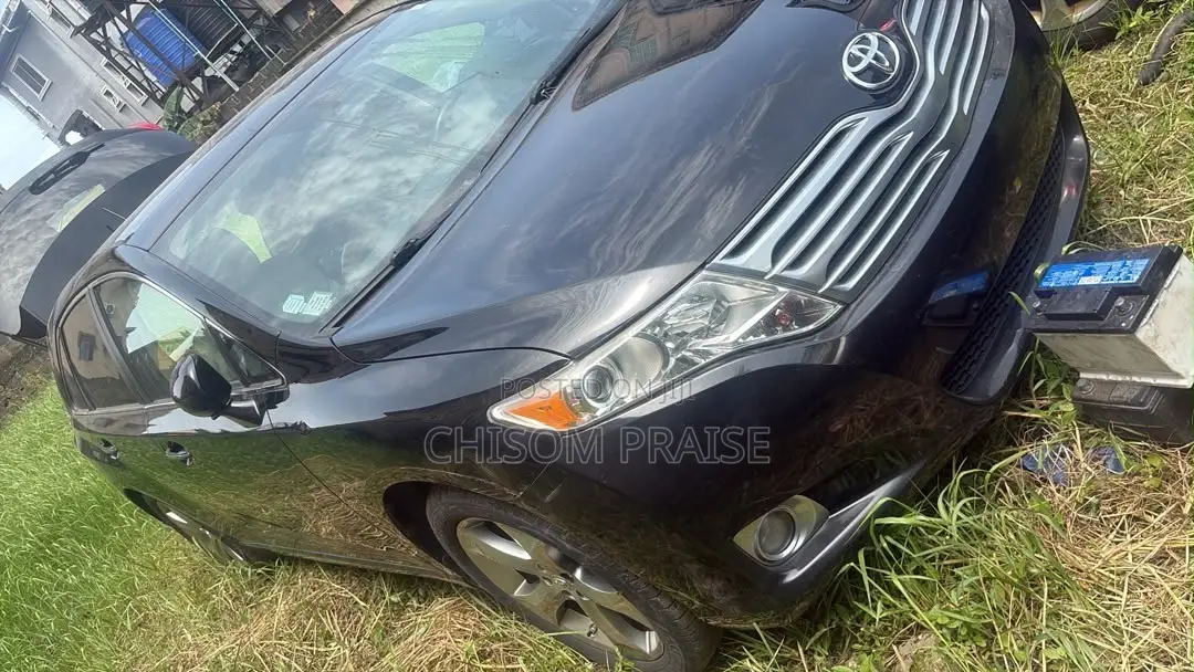 Toyota Venza V6 AWD 2011 Black